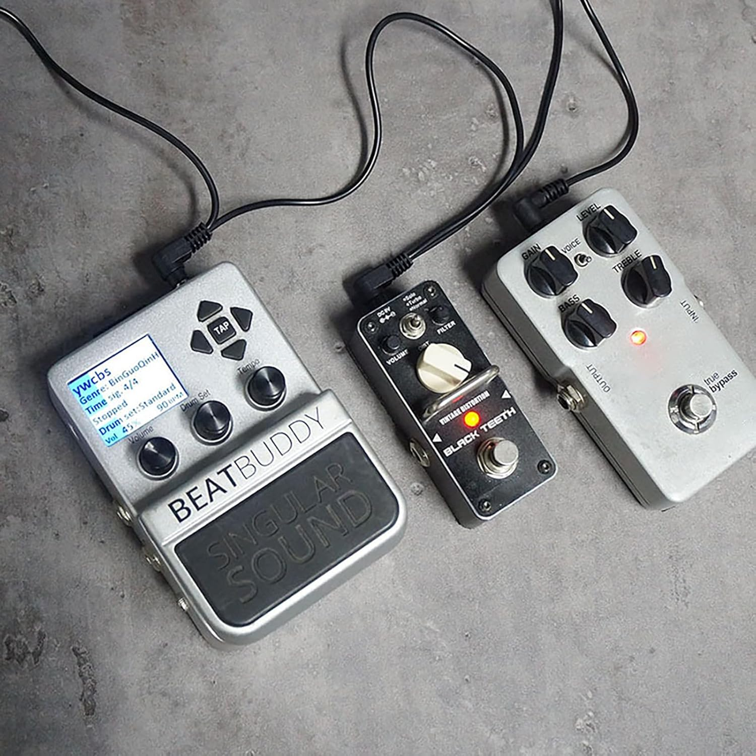 Tunghey Guitar Pedal Power Supply Adapter 9V DC 1A Tip Negative, 3 Way Daisy Chain Cables, Power Adapter for Guitar Pedal Bass Effect Pedal Board (9V1Adapter and 1To3) image number 4