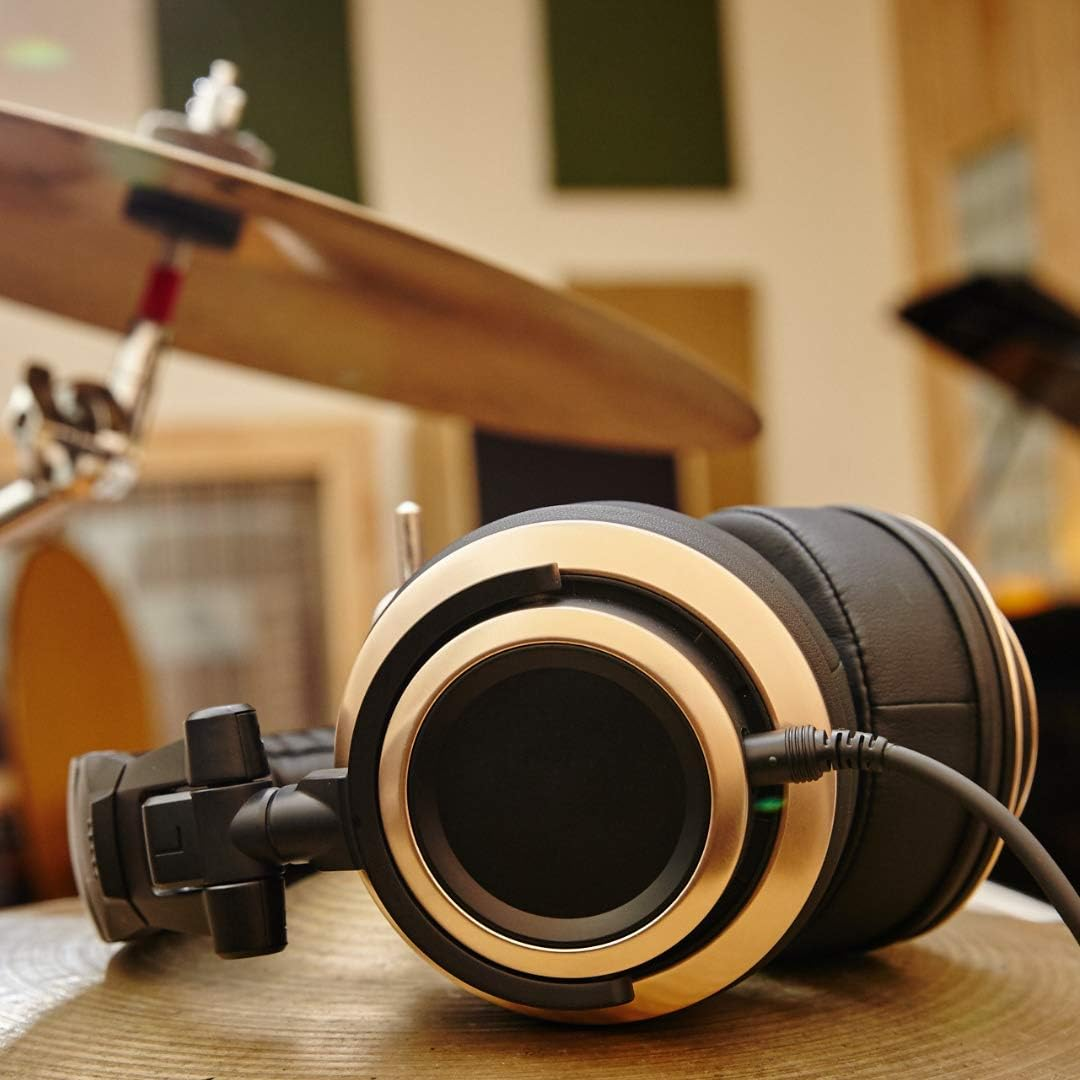 Status Audio CB-1 Closed Back Studio Monitor Headphones with 50Mm Drivers - for Music Production, Mixing, Mastering and Audiophile Use (Black & Gold) image number 5