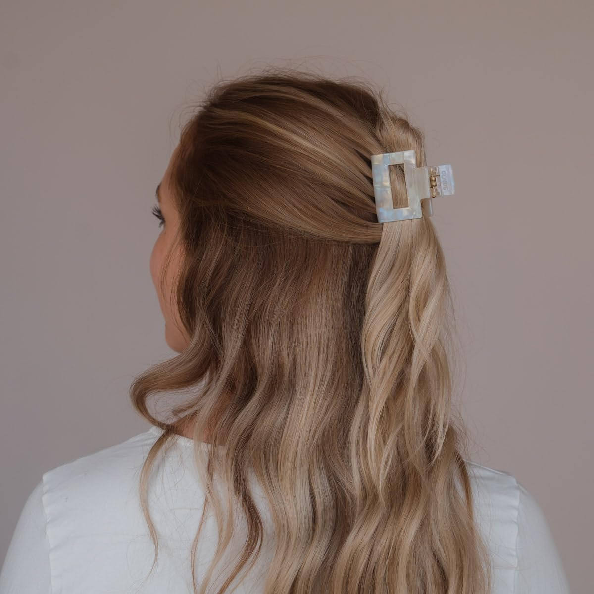 CLAIDE Wilma Hair Claw Made of Organic Acetate - Women'S Hair Clip without Piercing with Strong Hold for Day and Night image number 4