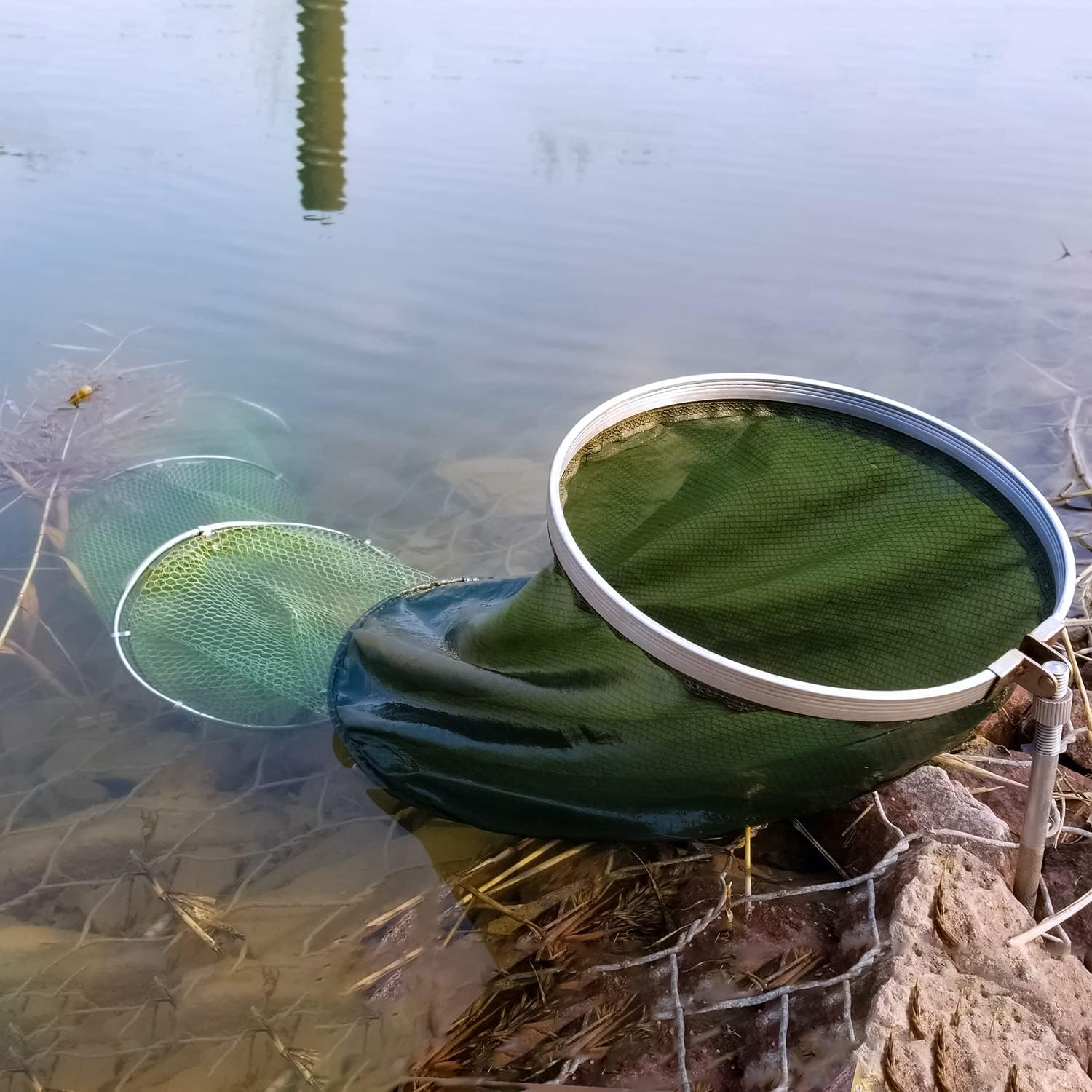 Kangdun Collapsible Fish Keeping Net - Rubberized Mesh Fishing Basket - Foldable Fish Live Well for Dock & Kayak - Keep Bait and Fish Alive image number 6