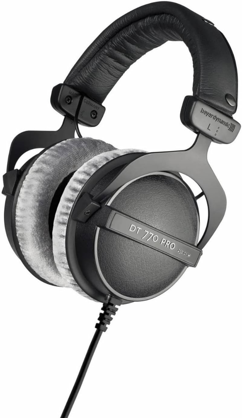 Beyerdynamic DT 770 PRO 250 Ohm Closed Studio Headphones - Black image number 1