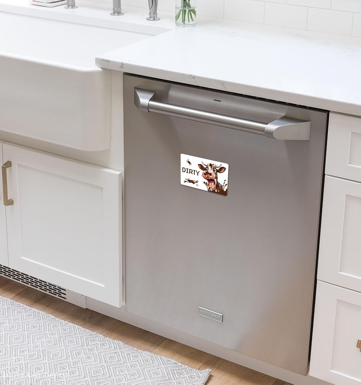 HSSPIRITZ Funny Cow Cute Cartoon Clean Dirty Dishwasher Magnet,Washing Machine Magnet Flip,Cow Kitchen Refrigerator Clean Dirty Sign,Double Sided Strong/Non Scratch(Cow) image number 1