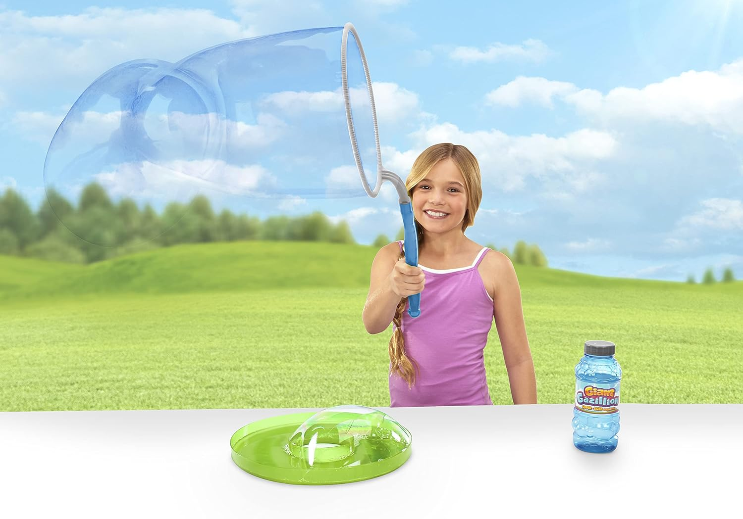Gazillion Bubbles Incredible Bubble Wand - Make Gigantic Bubbles & Delight Friends W/ 16 Oz Giant Bubble Solution - for Age 3+ image number 2