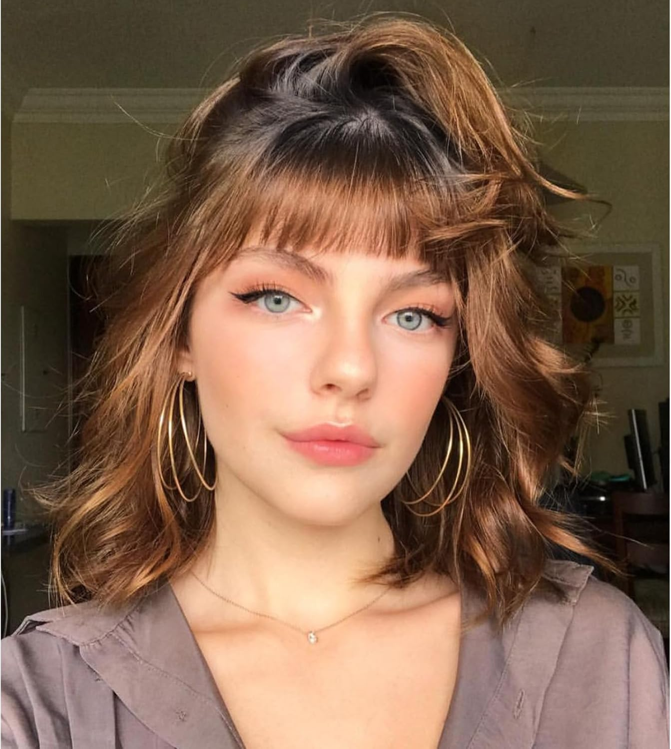 Daimer Brown Wig with Bangs Auburn Wigs for Women Short Wavy Light Brown Wig Shoulder Length Curly Bob Synthetic Heat Resistant Fibre for Daily Party Use (16 Inches) Natural Curly