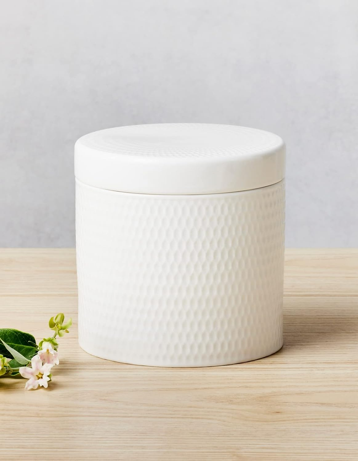 Maxwell & Williams White Basics Diamonds Canister 1L Gift Boxed image number 1