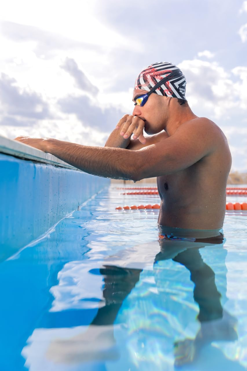 ARENA Cobra Core Swipe Mirror Goggles, Unisex Goggles for Indoor and Outdoor Swimming with Dual Strap, Swipe Anti-Fog Technology, and UV Protection, Wide Vision & Customisable Fit image number 4