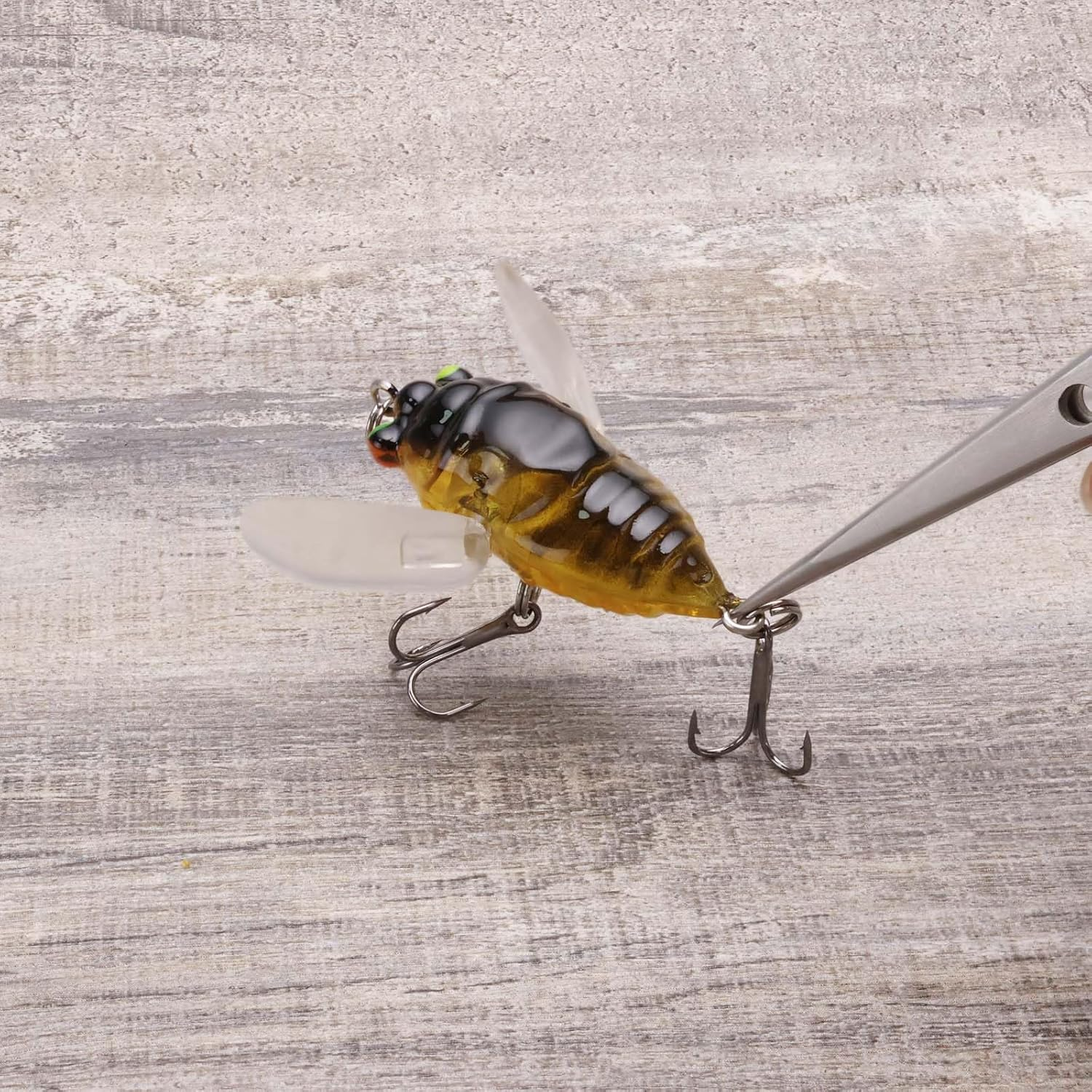 5Pcs Fishing Lure Hook Cicada Shape Fishing Bait 6G/5Cm Freshwater Crank Baits Artificial Cicada Lures for Topwater Fishing image number 3