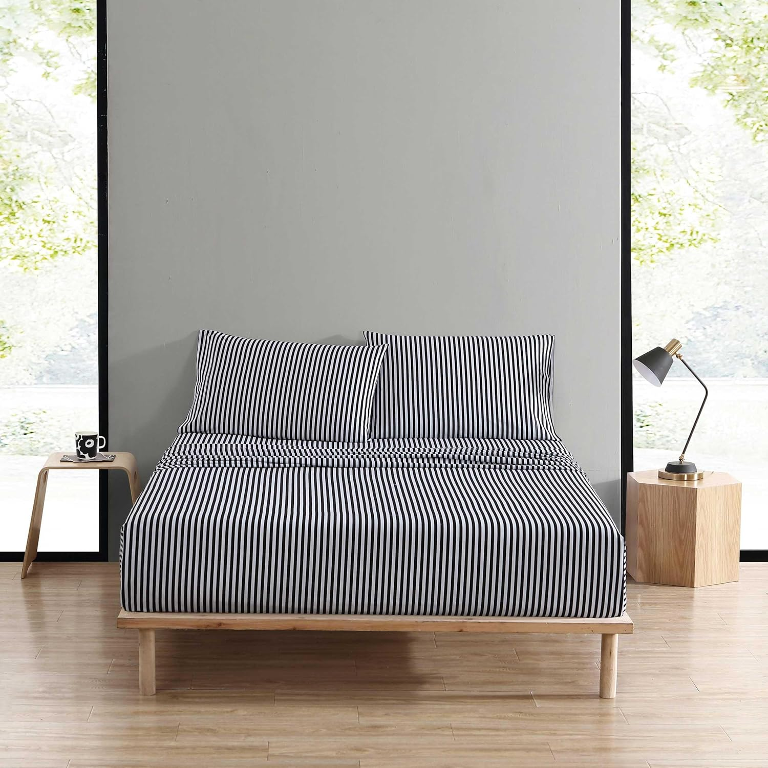 Marimekko - Queen Sheet Set, Premium Cotton Percale Bedding Set with Matching Shams, Lightweight & Breathable Bed Essentials (AJO Black, Queen)