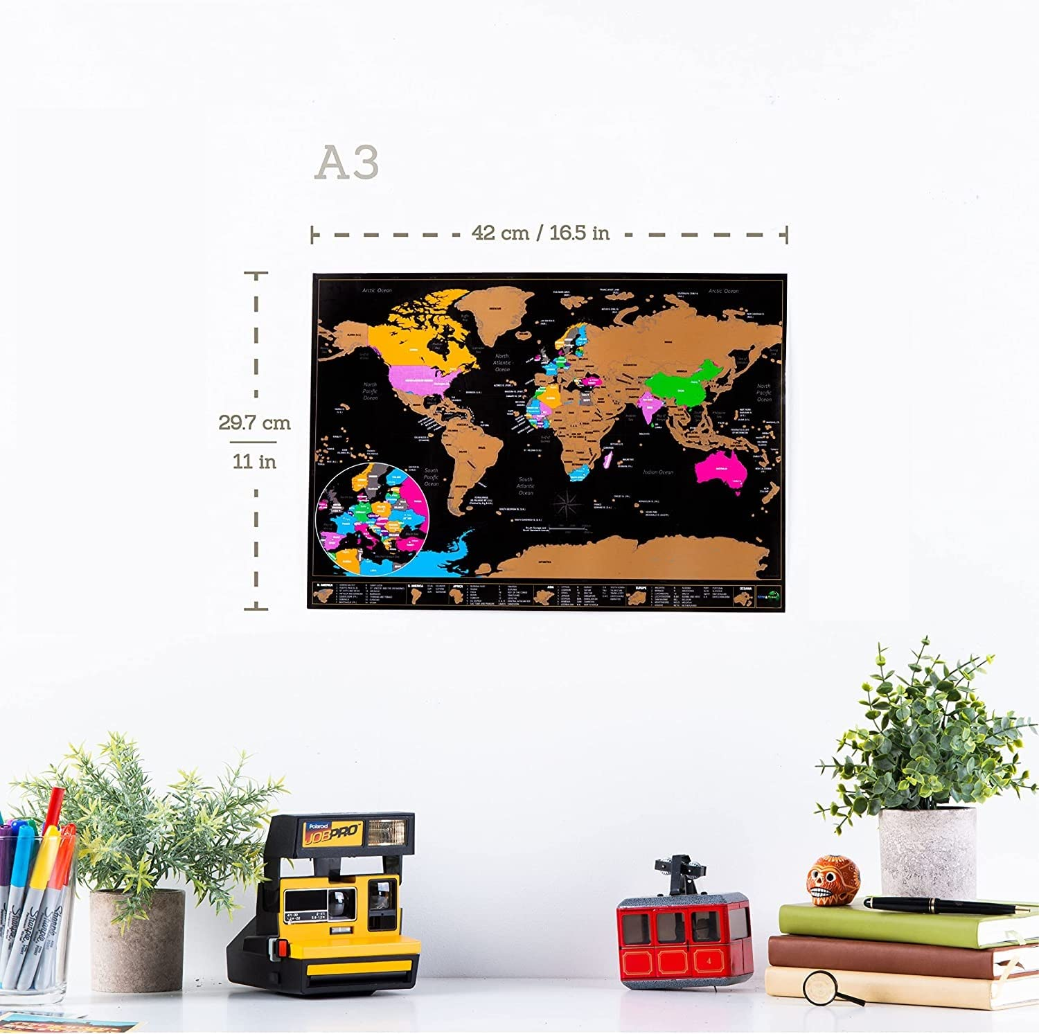 Atlas & Green Scratch off World Travel Map Poster + Bonus England Map. Places I'Ve Been. with Accessories and Gift Tube image number 6