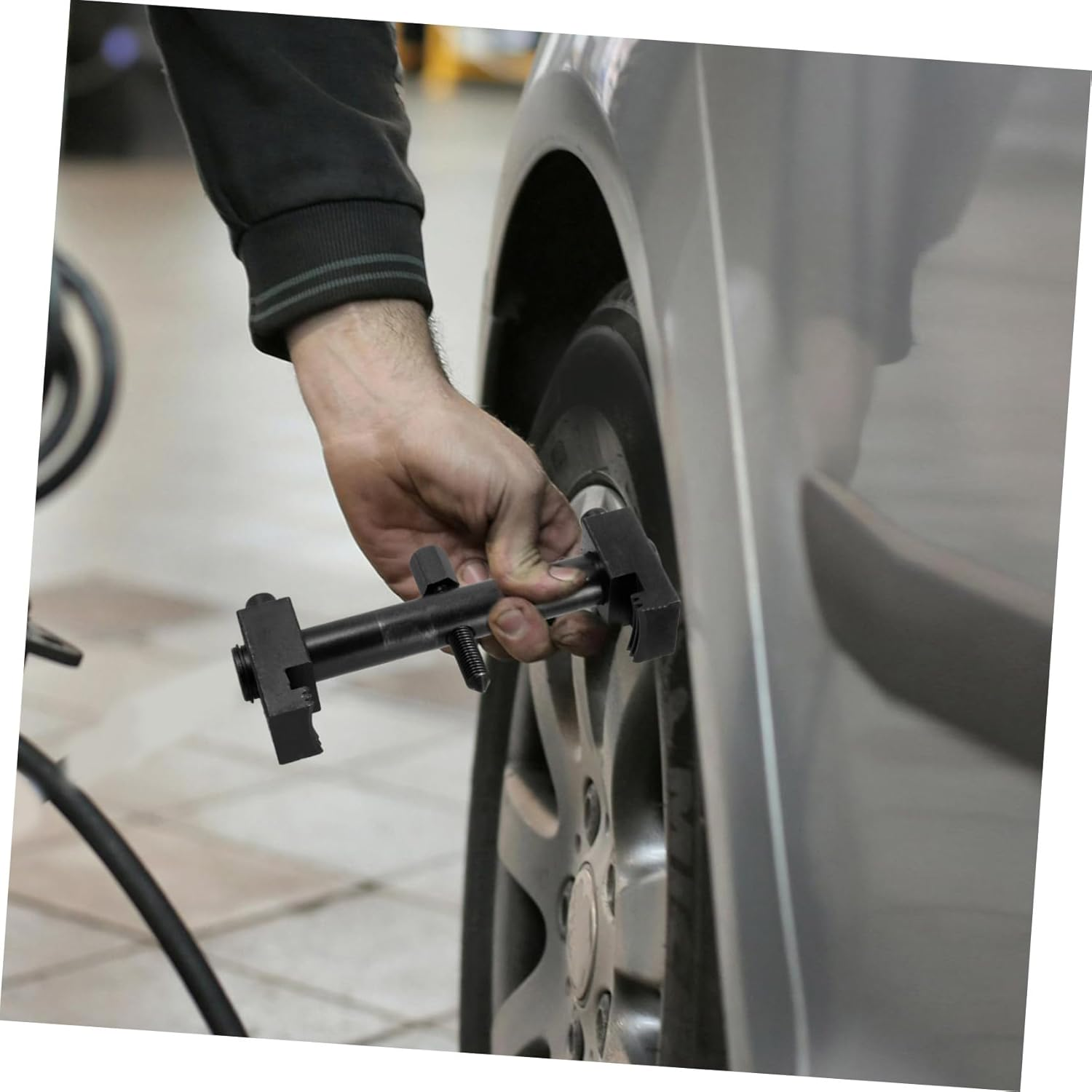 Alipis Adjustable Crankshaft Pulley Removal Tool and Tensioner Pulley Puller for Engine Belt Disassembly Compatible with Vehicle Timing Belt Maintenance image number 2