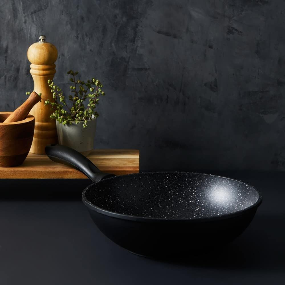 Baccarat Stone Wok with Lid 28X8.5Cm image number 2