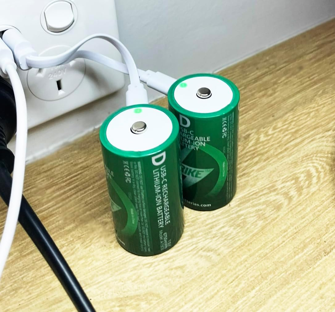 D Battery Lithium Ion 2 Pack Smart LED 1.5V 6750Mwh USB-C Rechargeable with Charging Cable, No Charging Box Needed! image number 1