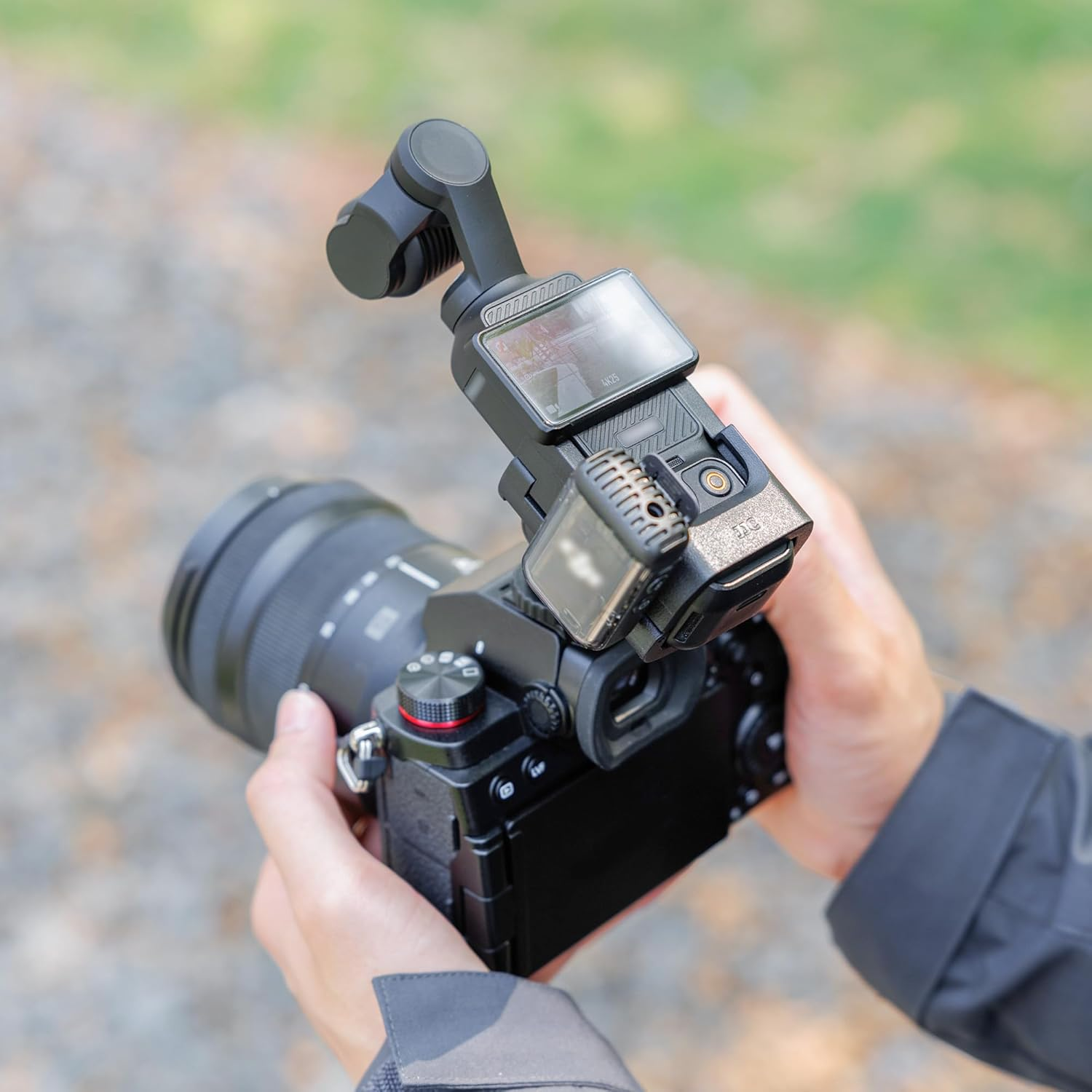 JJC Expansion Adapter for DJI Osmo Pocket 3 Protective Cage Bracket with Hot Shoe Mount & 1/4-20&lsquo; Screw Holes/Osmo Pocket3 Action Quick-Release image number 1