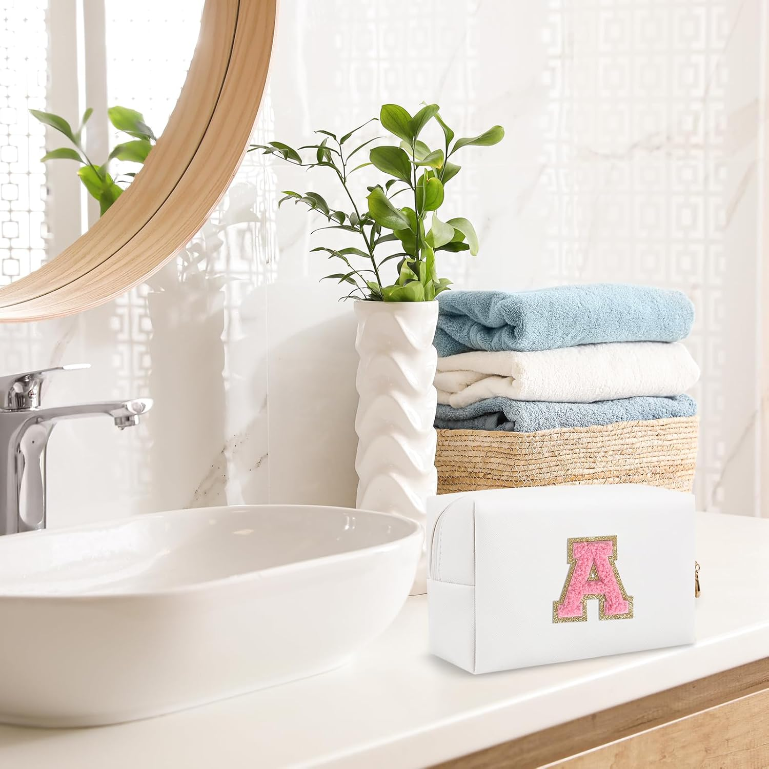 Personalized Makeup Bag Initial A-Z Preppy Patch Bag,Small PU Leather Travel Cosmetic Bag Pouch with Zipper,White Cute Toiletry Bag,Gift Ideal for Teen Girls Women Birthday Friend Mom,Letter A image number 4