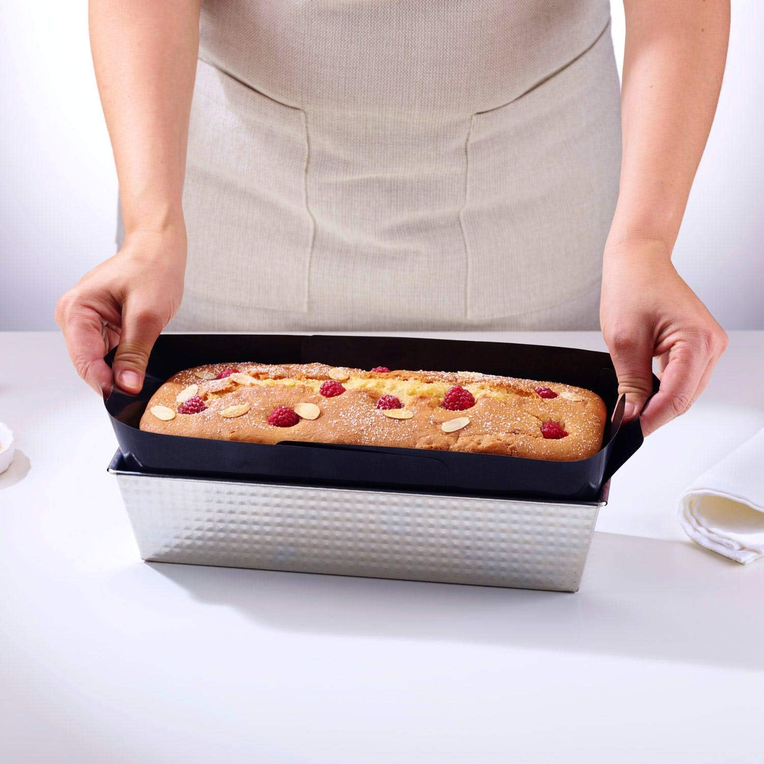 Nostik Reusable Adjustable Loaf Tin Liner Oven Baking Mat Pad Rectangle Black image number 2