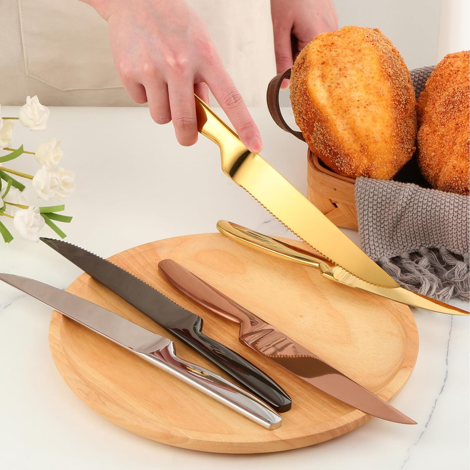 BYEGOU Stainless Steel Serrated Steak Knife Set of 6, Black Color Heacy Duty Dinner Table Knives for Cutting Meat, Beef, 8.6 Inch, Dishwasher Safe