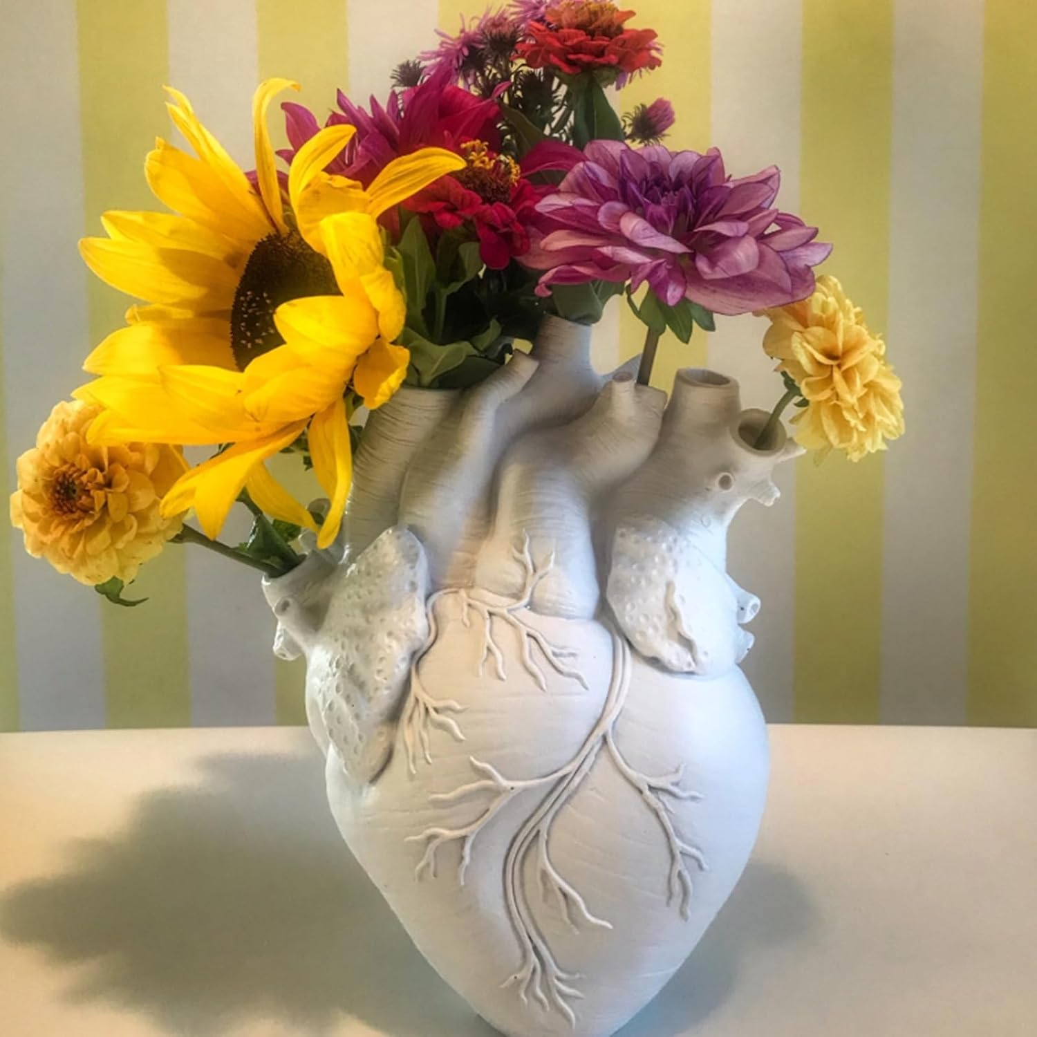 Resin Vase Planter, Decorative Heart Vase - Anatomical Heart Tabletop Decorative Craft, Farmhouse Living Room Bedroom Countertop (White,Small) image number 1