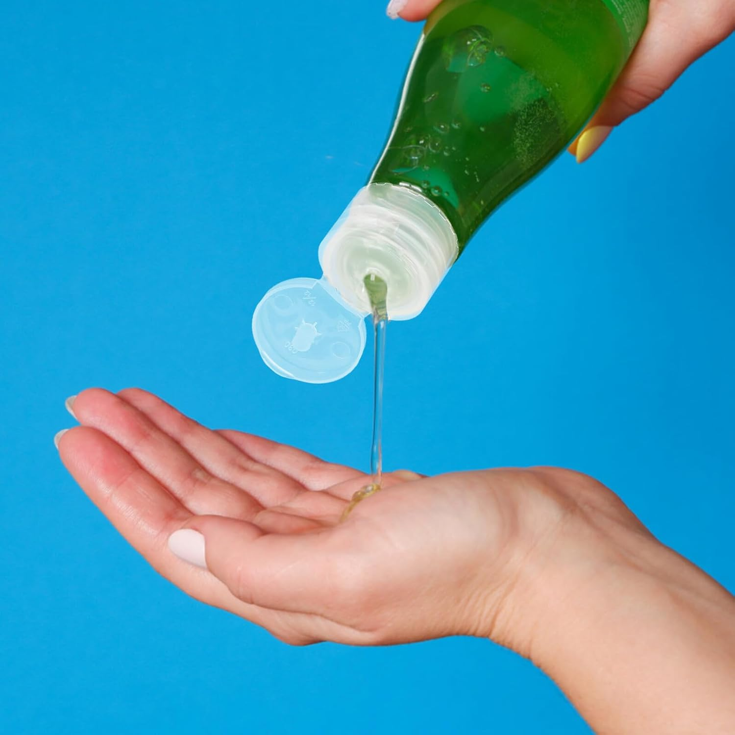 BESTYASH 100Pcs 28Mm PP Plastic Flip Top Caps for Lotion Bottles, Refillable Cosmetic Bottle Accessories, Replacement Dispensing Lids for Shampoo and Moisturizer Containers image number 4