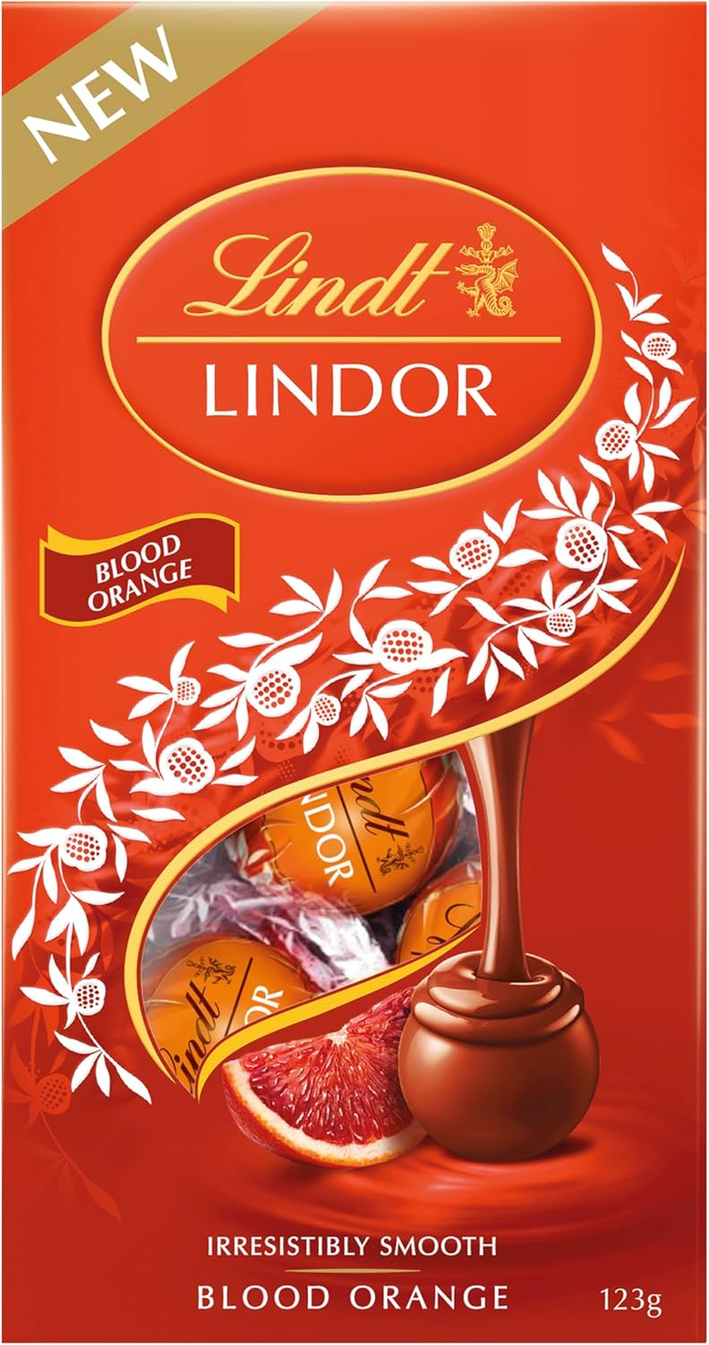 Lindt Lindor Blood Orange Milk Chocolate Pouch Bag 123G image number 1