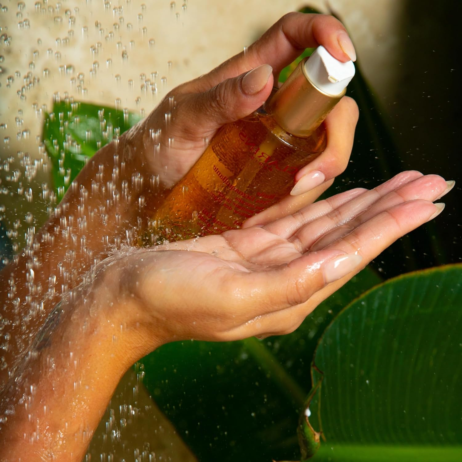 Clarins Total Cleansing Oil by Clarins for Unisex - 5 Oz Cleanser image number 5