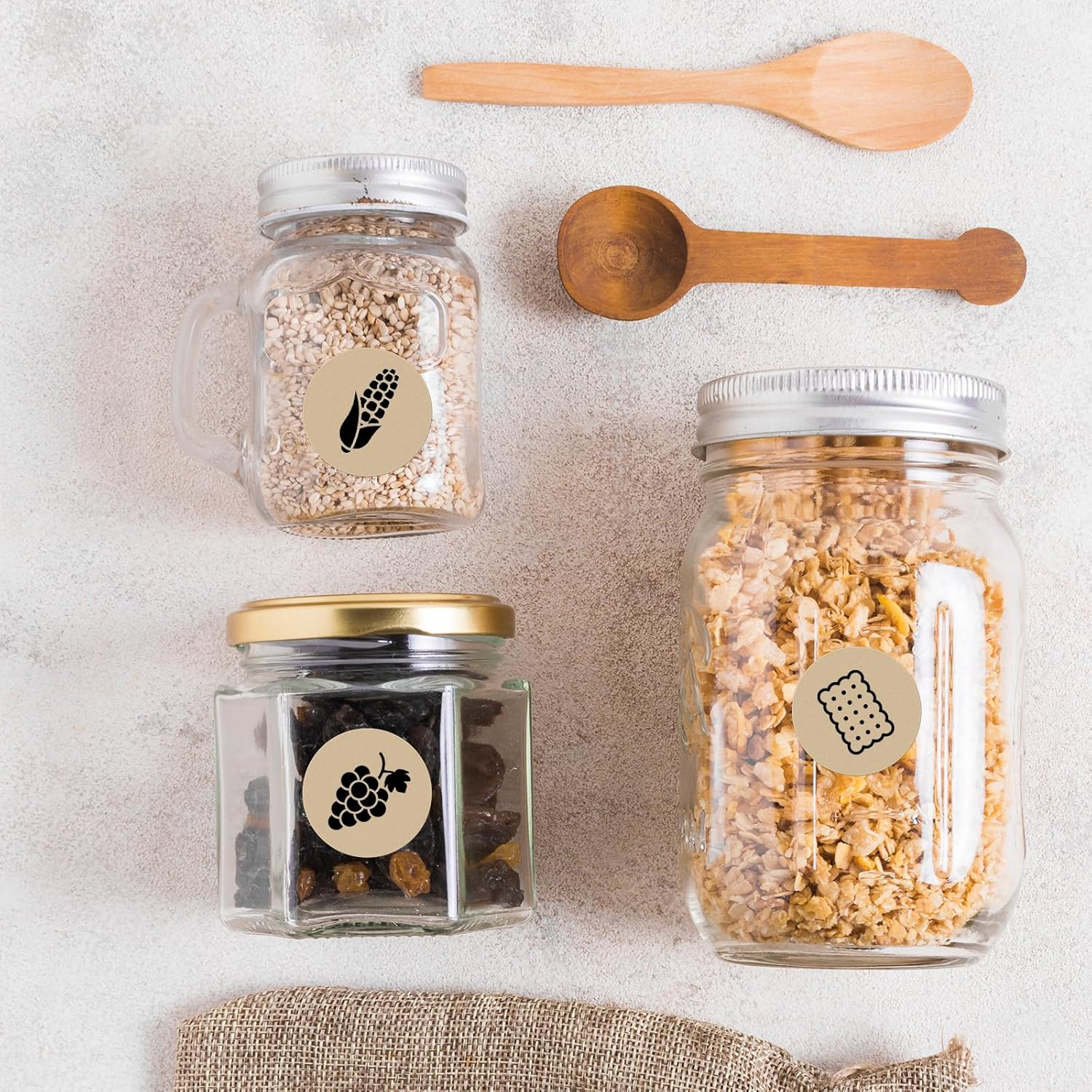 Khaki round Thermal Labels 1.5 Inches Circle Thermal Sticker Paper Self-Adhesive Waterproof Dot Stickers for Busineses & Warehouses 500 PCS per Roll