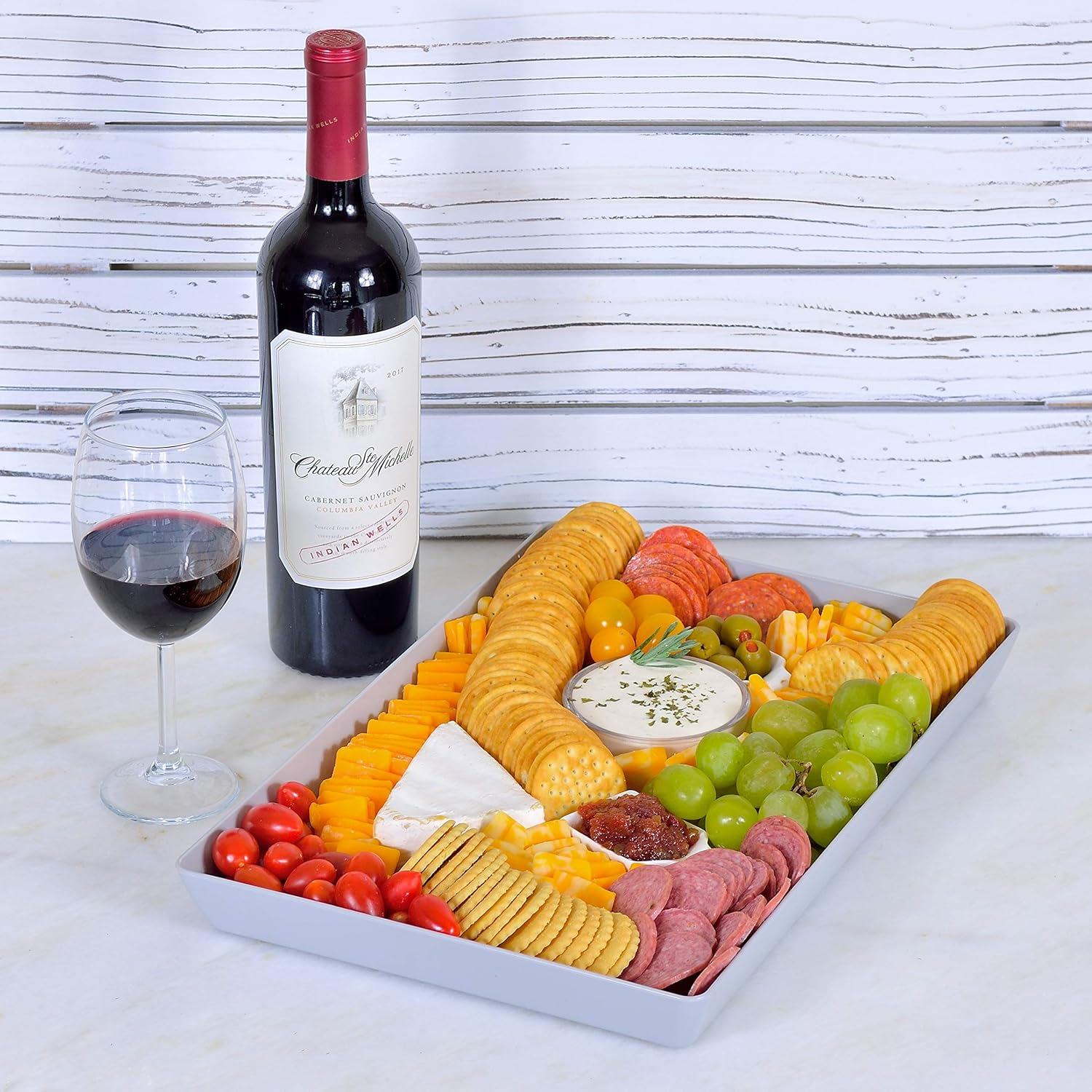 Youngever 3 Pack Plastic Serving Trays, Serving Platter for Parties, Sturdy ABS Material, 15 Inch X 10 Inch (Grey) - Grey image number 5