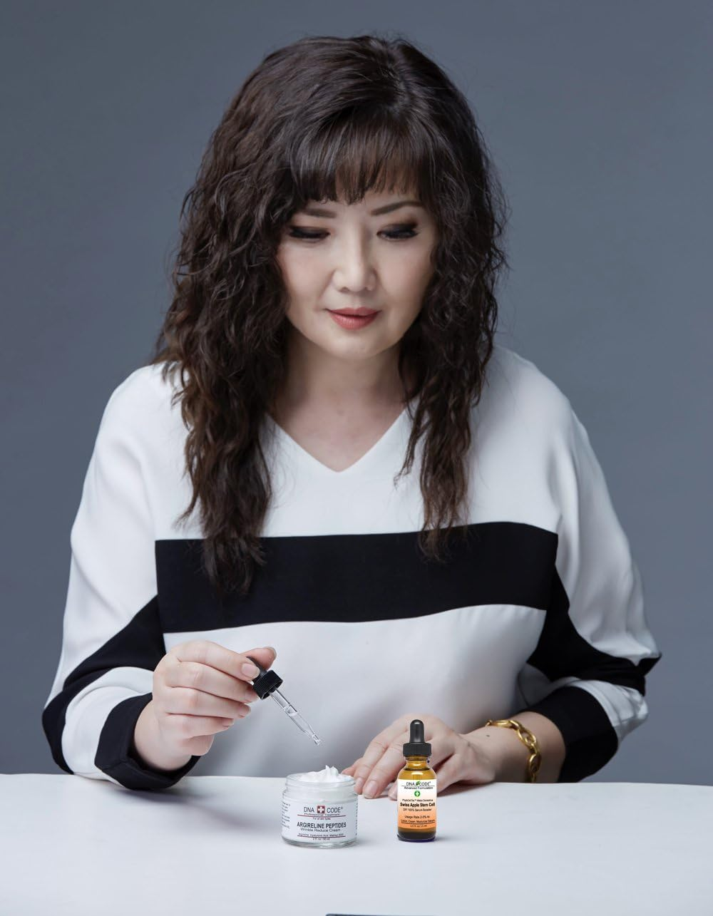 Anti-Ageing. DIY Swiss Apple Stem Cell 100% Serum Booster. Remove Wrinkles, Rebuild Collagen & Elastin image number 6