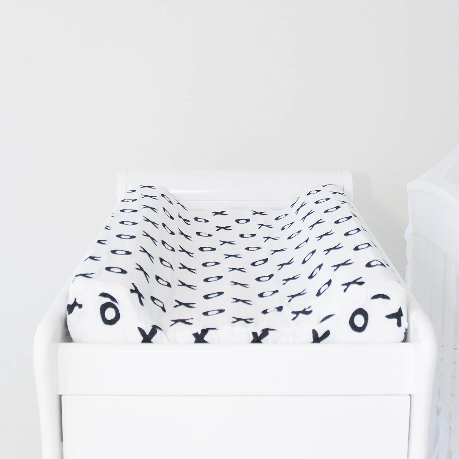 Babyhood Amani Bebe Change Mat Cover, Tic Tac Toe image number 1