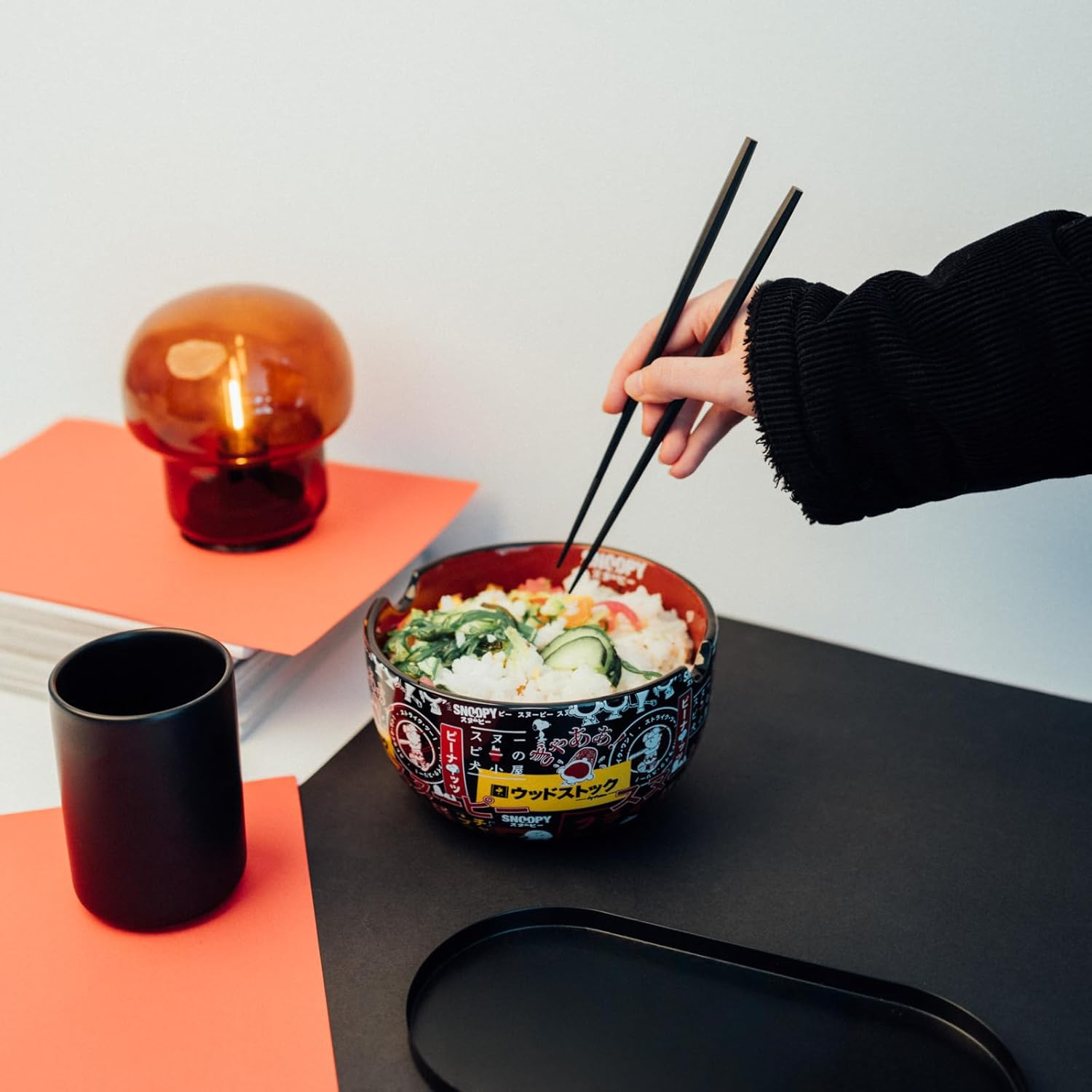 Grupo Erik Ramen Bowl Snoopy Ceramic Bowl 9 X 16 Cm 900 Ml with Sticks for Eating - Official Peanuts Snoopy Gifts Merch image number 3