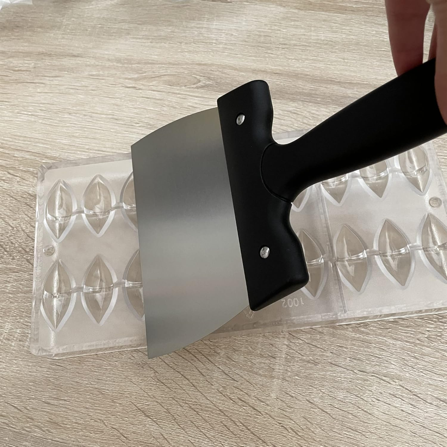 Coating Spatula for Chocolate Scraper Stainless Steel Dough Scraper (Small)