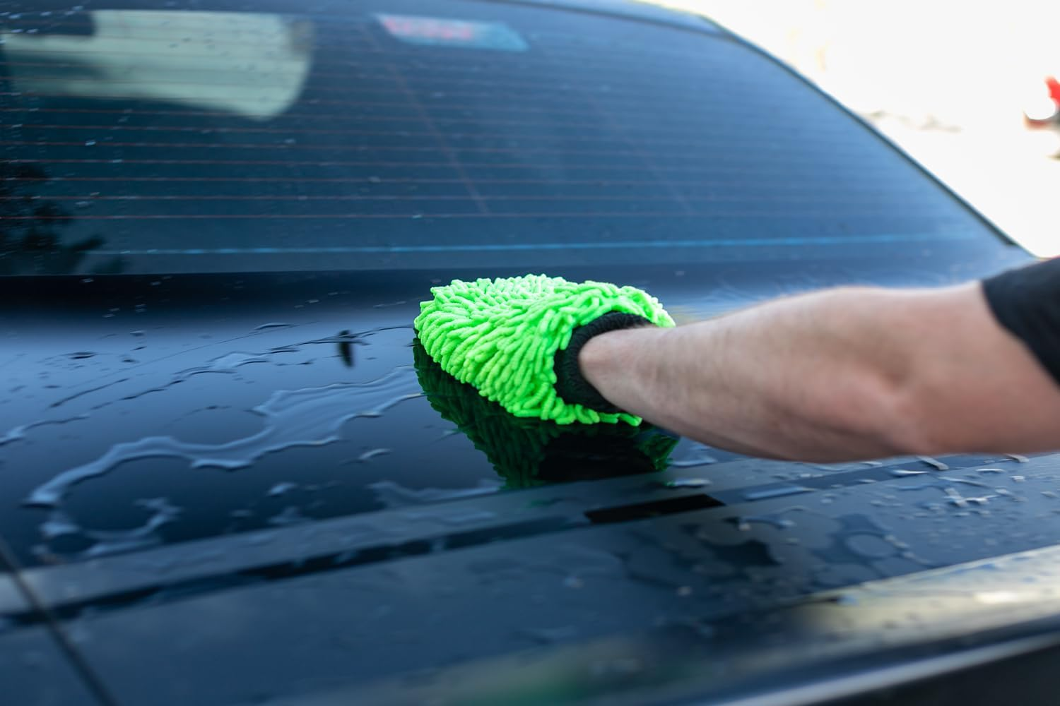 The Rag Company - Premium Chenille Microfiber Knobby Wash Mitts - Perfect for Car Washing and Detailing; Scratch-Free, Lint-Free, Double-Sided, Plush, and Absorbent; Lime Green (2-Pack) - Green image number 2