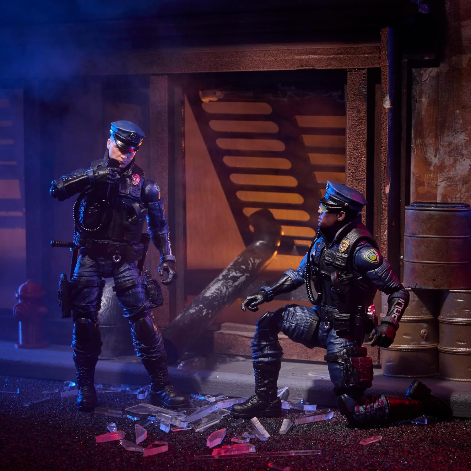 G.I. Joe Classified Series Legacy Collection: Action Joe &mdash; Police Emergency Service Unit (ESU), Collectible 6 Inch Action Figure with 14 Accessories image number 5