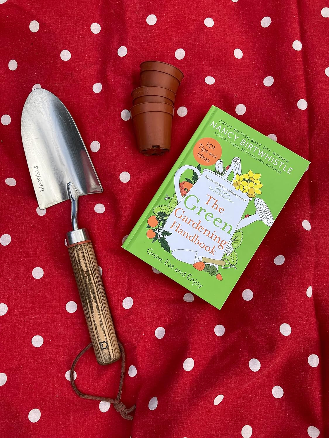 The Green Gardening Handbook: Grow, Eat and Enjoy image number 3