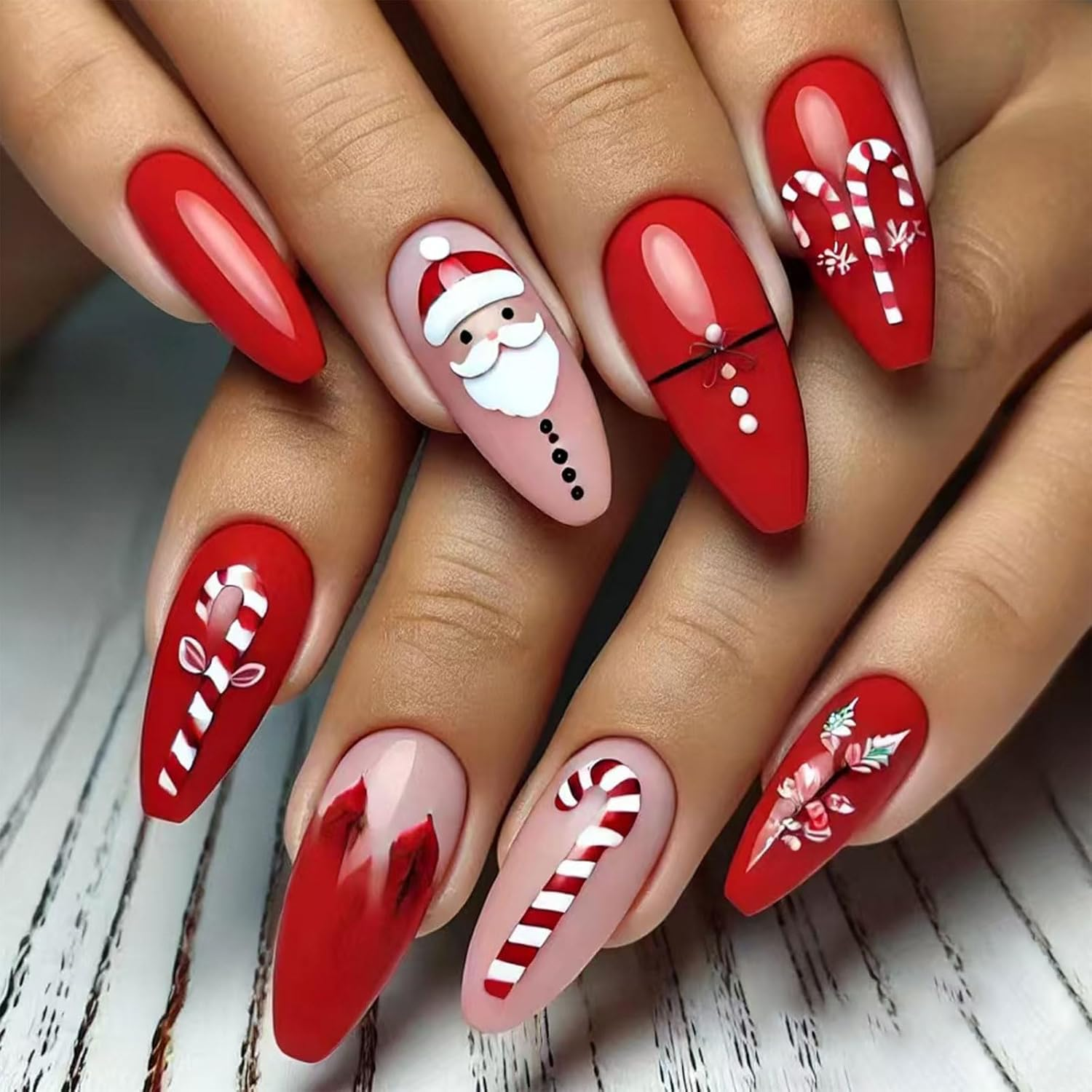 24PCS Christmas Press on Nails,Cute Short Square Xmas False Nails,Funny Fake Nails with Gingerbread Man and Snowflakes Design,Unique Glossy Manicure for Women or Girls