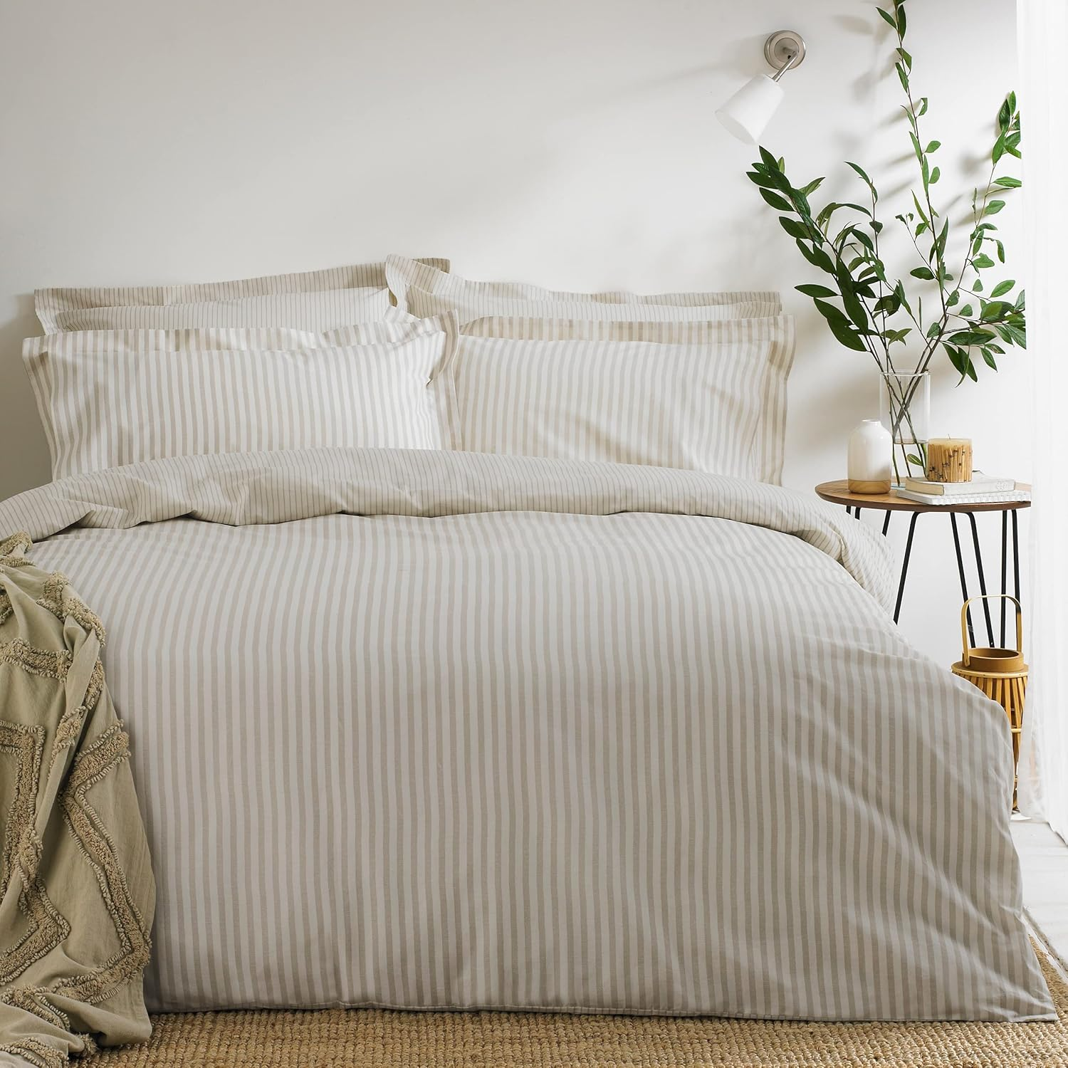 The Linen Yard Hebden Striped Cotton Duvet Cover Set image number 2