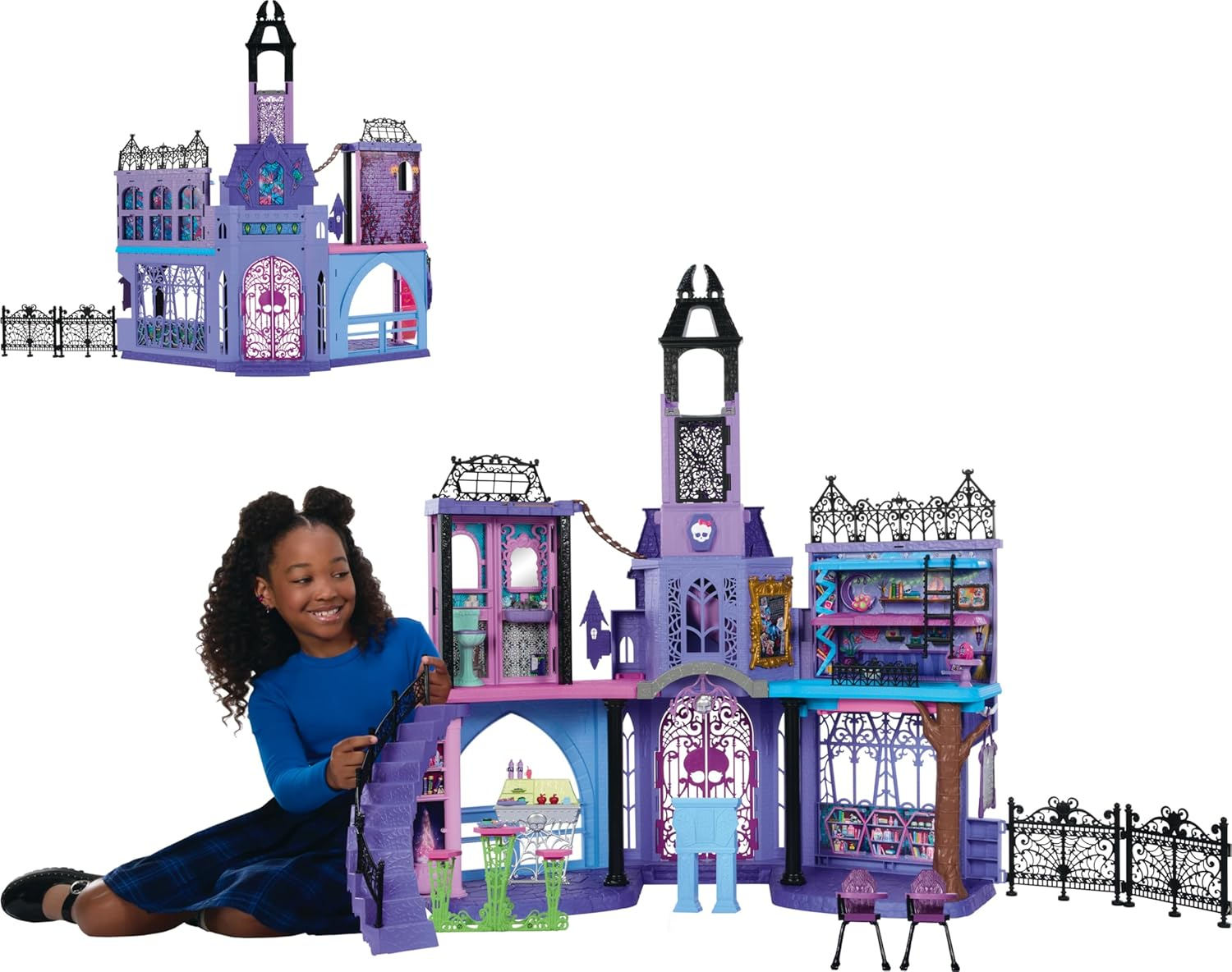 Monster High Doll House, Haunted High School Playset with 7 Play Areas & 35+ Storytelling Pieces Including Furniture & Accessories image number 5