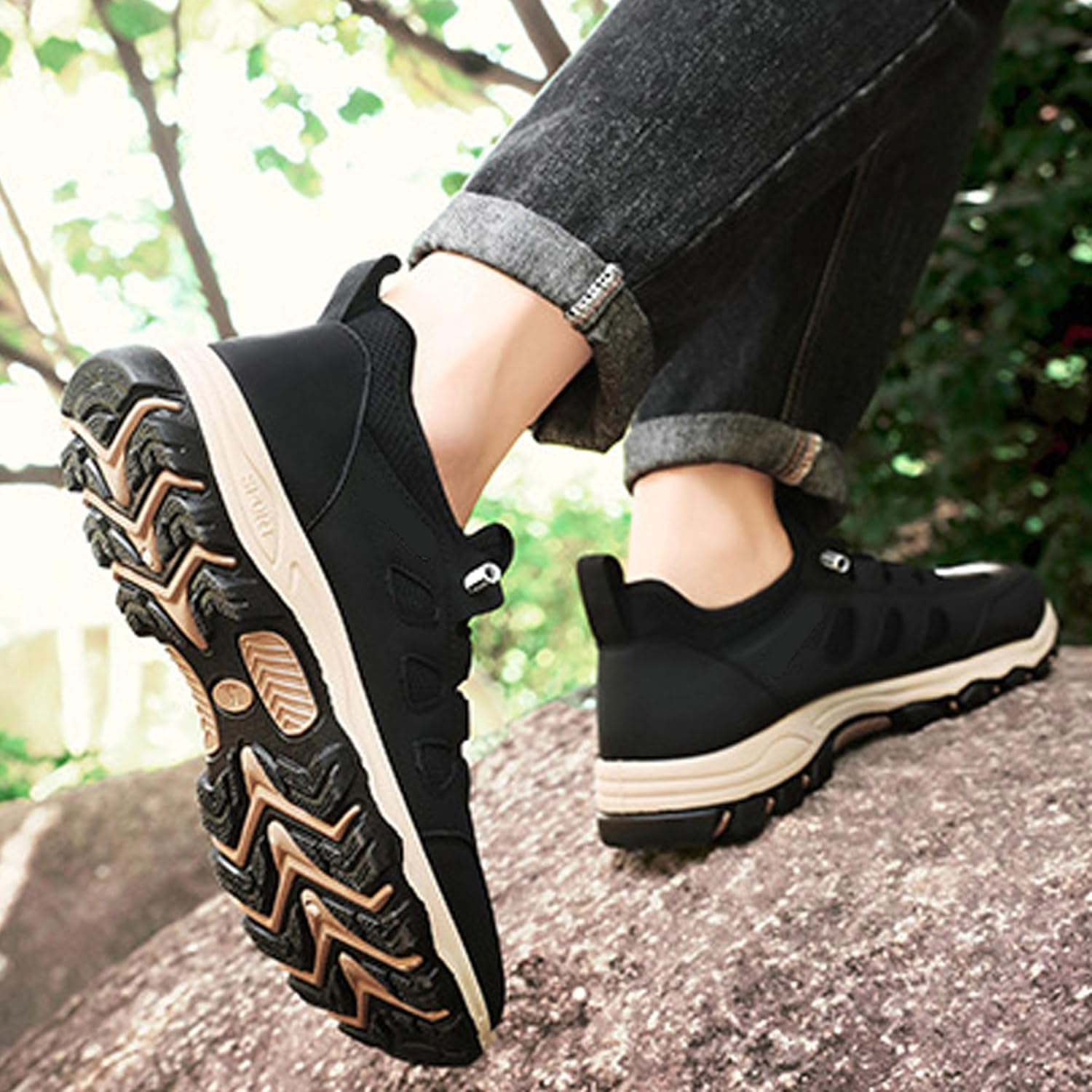 Dressnu Hiking Shoes Running Shoes Outdoor Lightweight Comfortable Men Mesh Breathable Shoes image number 2