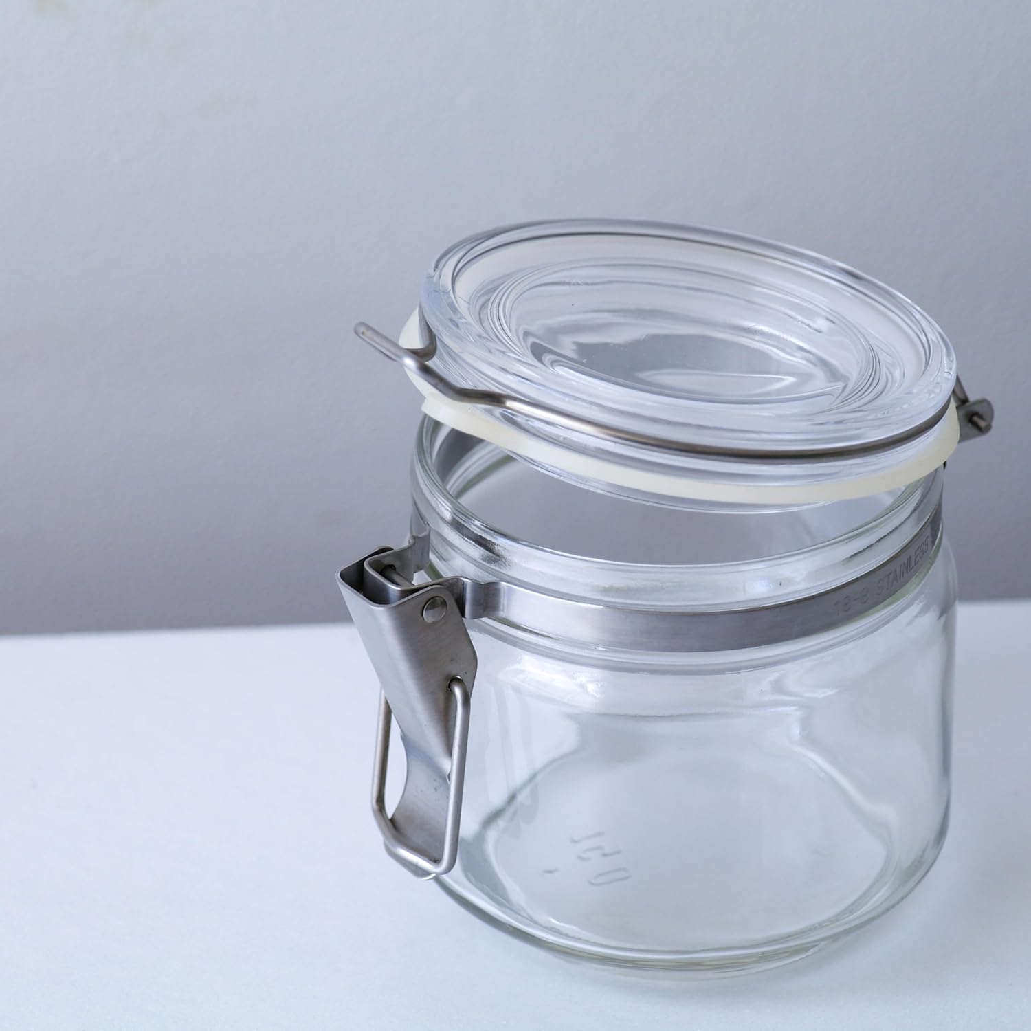 Ishizuka Glass M-6687 Aderia Canister Storage Bottle, Antibacterial Sealed Storage Container, 19.7 Fl Oz (550 Ml), Fruit Liquor Bottle, Glass Bottle, Plum Bottle, Sealed Container