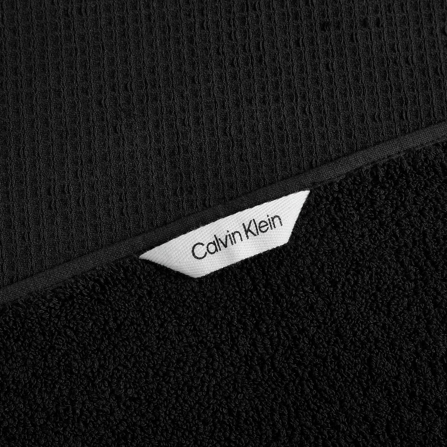Calvin Klein - Towel Set, Soft & Absorbent Cotton Towels, Modern Bathroom Decor (Eternity Solid Black, 3-Piece) image number 4