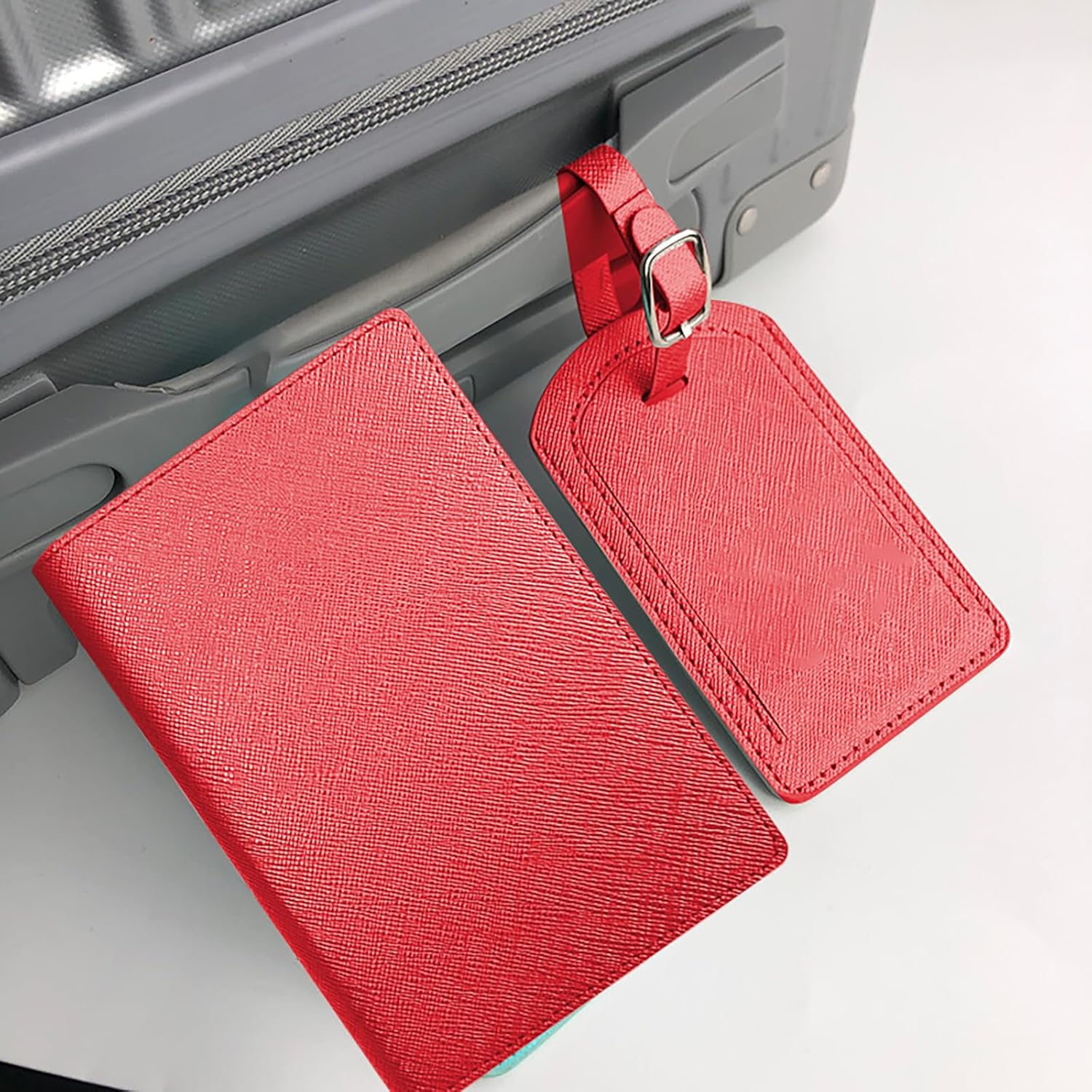 Passport Holder, PU Leather RFID Blocking Passport Wallet with Holder and Zipper Pocket, Travel Accessories for Women & Men Brown image number 3