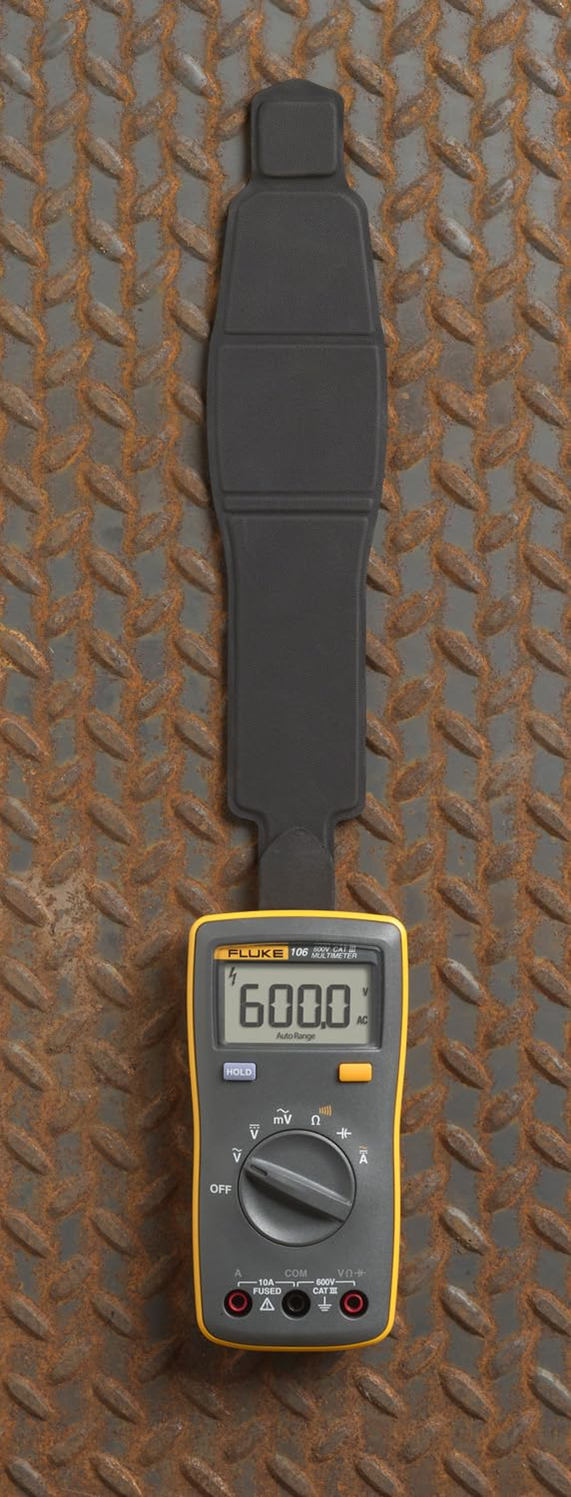 Fluke 106 Handheld Digital Mini Multimeter image number 1