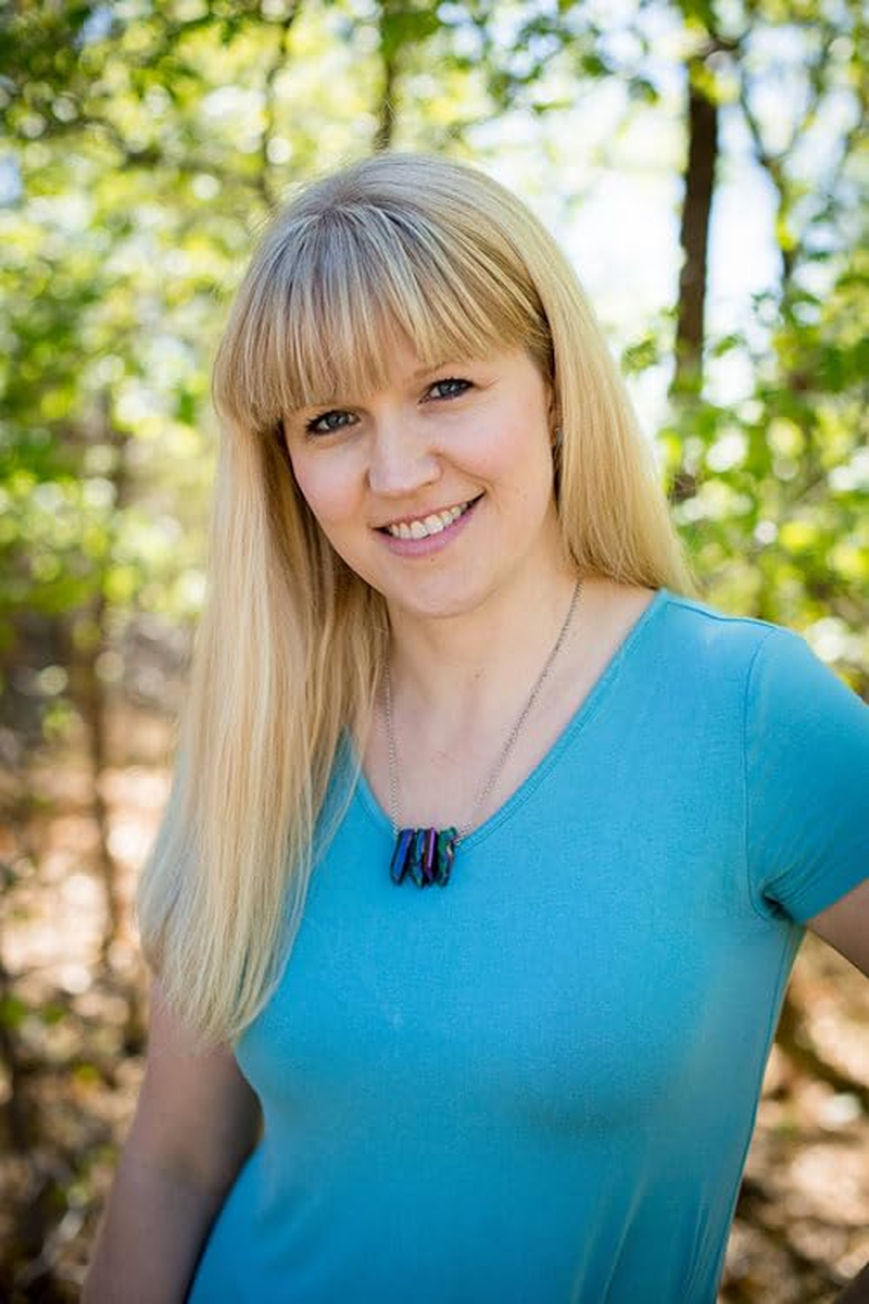 Black Hearted: the Breathtaking Brand-New Fantasy Romance for 2025 from the Tiktok Sensations: Book 4 image number 4