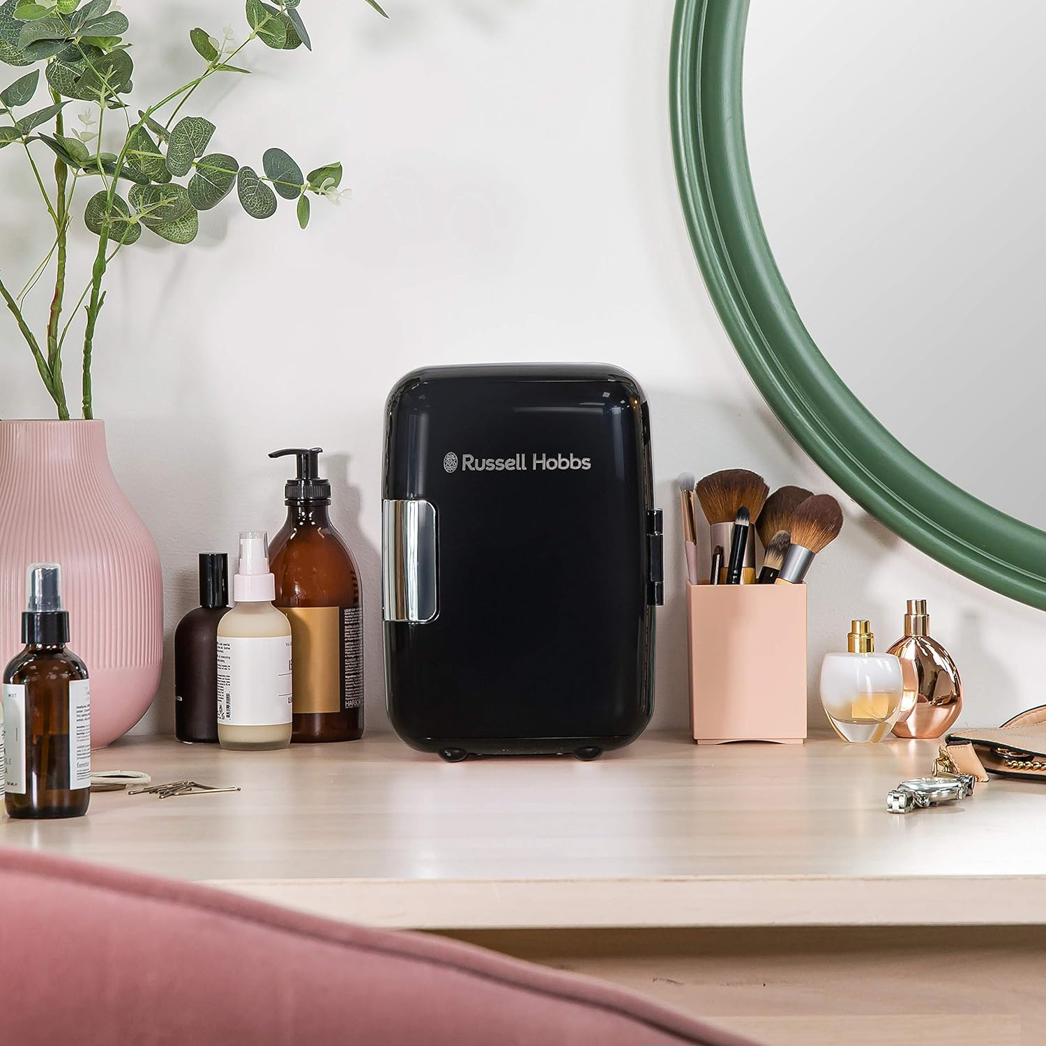 Russell Hobbs Mini Fridge RH4CLR1001B 4L/6 Can Portable Mini Cooler & Warmer for Drinks, Cosmetics/Makeup/Skincare, AC/DC Power, Retro Style, Black, for Bedroom, Home, Caravan, Car - White image number 7