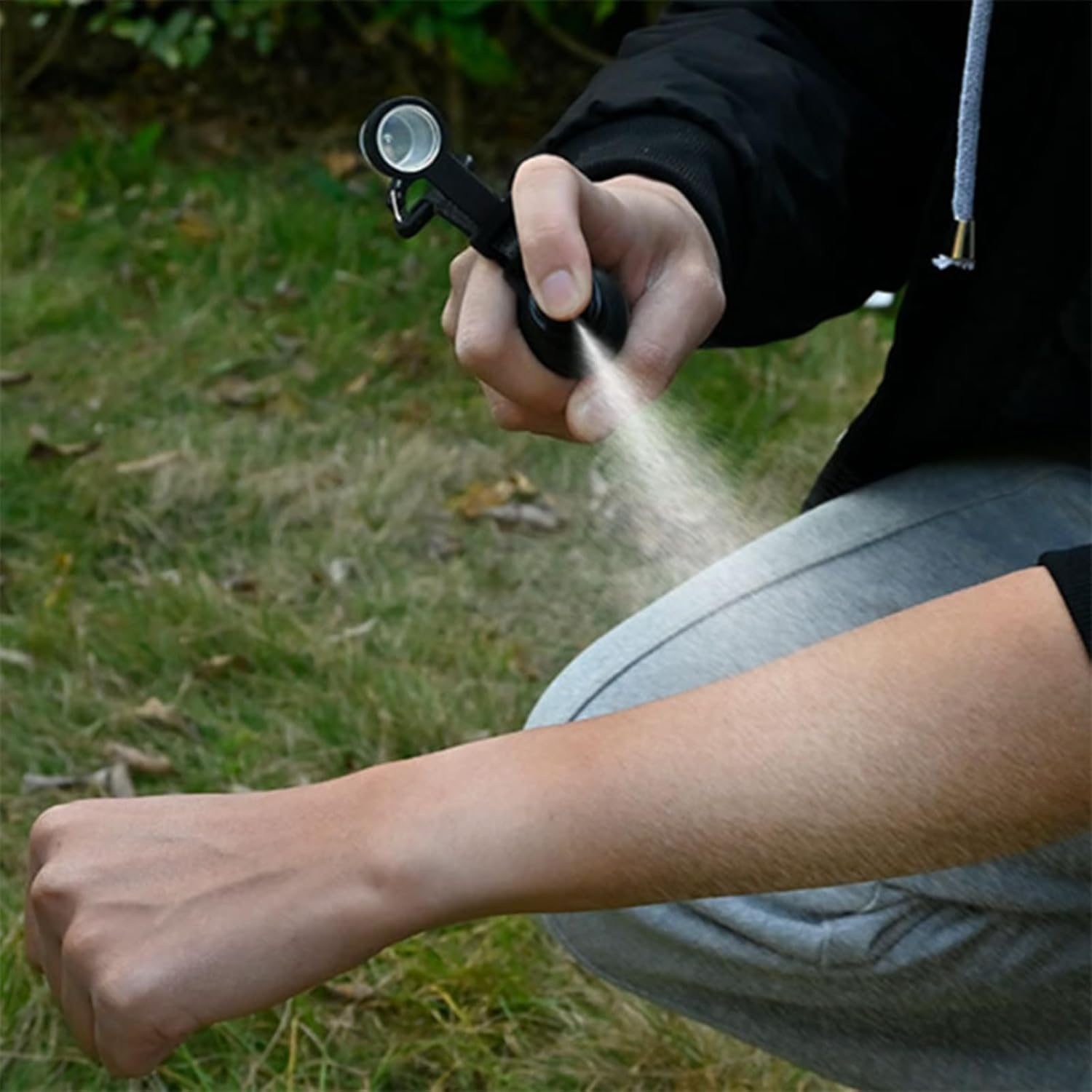 50Ml Liquid Container Refillable Spray Bottle Perfume Container Hanging Sealed Leak Proof Outdoor Camping Travel Easy to Use image number 6