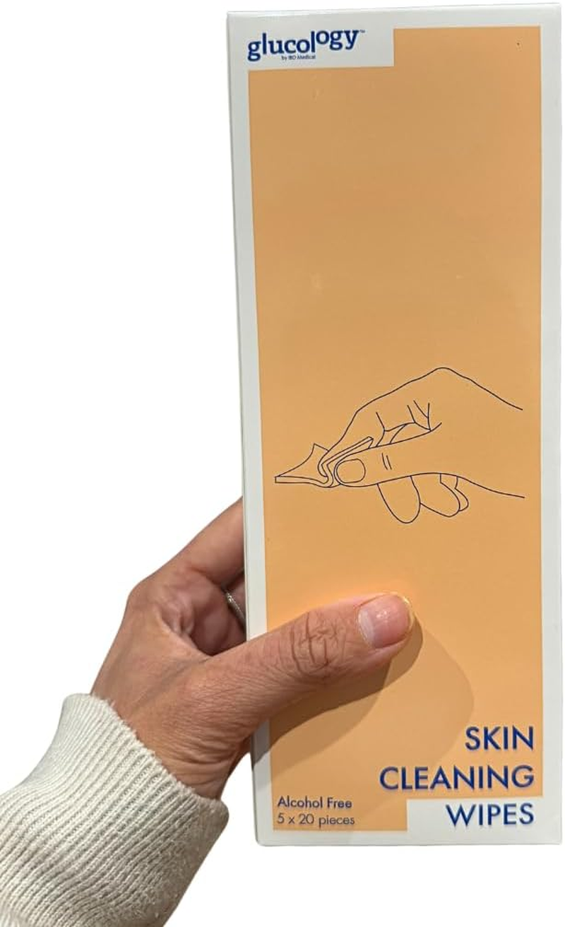 Glucology Alcohol Free Finger Cleaning Wipes | 100 Wipes | 5 Packs of 20 Wipes image number 2