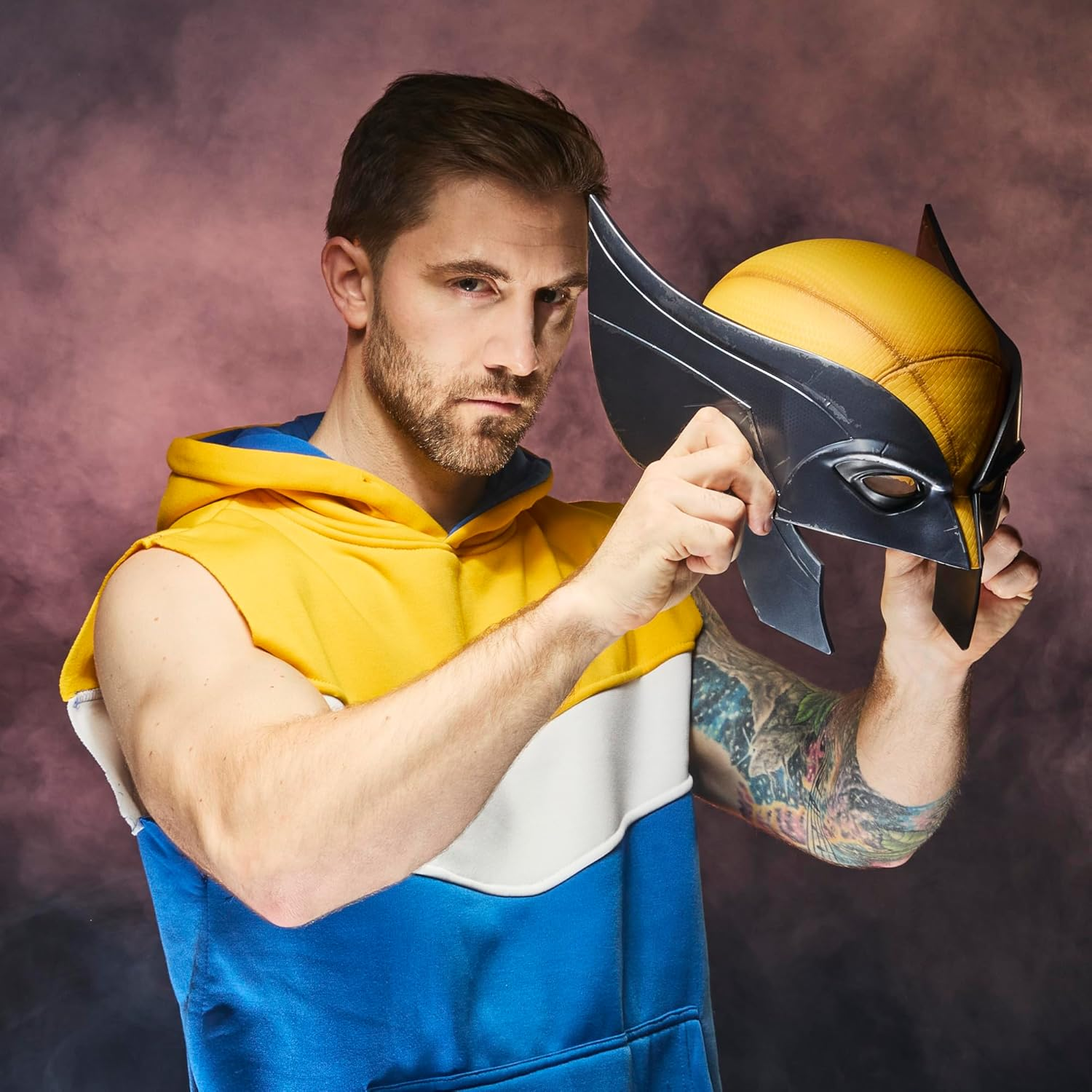 Marvel Legends Series Wolverine Premium Roleplay Mask, Movie Gear Collectibles for Adults image number 4