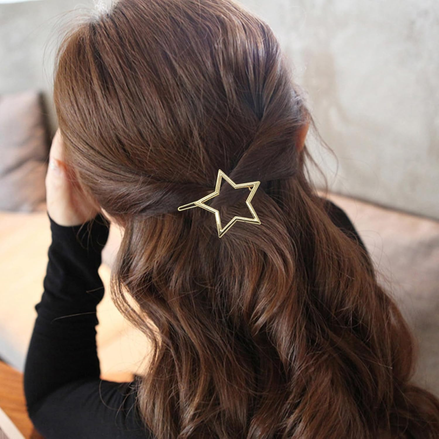 Aikeis 4 Pack Metal Star Hair Clips for Women Girls Chic Simple Fashion Hair Accessories Simple Hair Accessories (Gold, Silver) image number 6