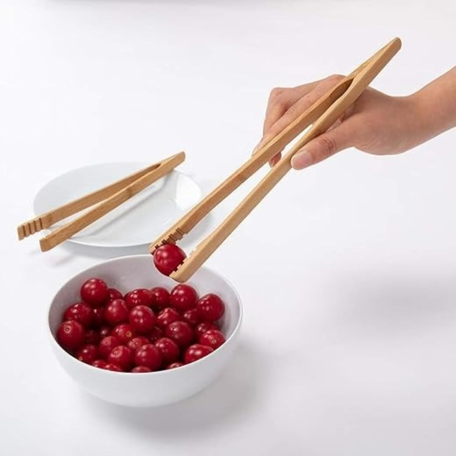 Kalione 2 Pieces Bamboo Kitchen Tongs, 10.2 Inches Toaster Tongs with Anti-Slip Design, for Toaster,Fruits, Kitchen Utensil, Salad, Pasta, Grilling, BBQ image number 3