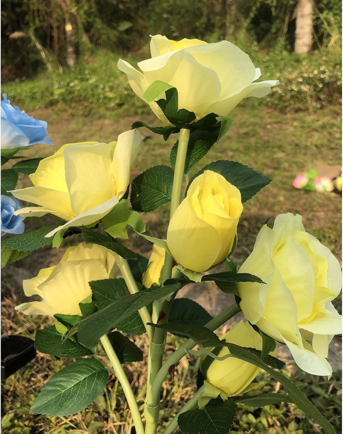 [Upgraded 6 Flowers]Solar Powered Artificial Rose Flower Lights,Waterproof Outdoor Garden Accent Lighting for Summer Country Field Yard Pathway Balcony Memorial Cemetery Gravesite Decorations, Yellow - Pink image number 7