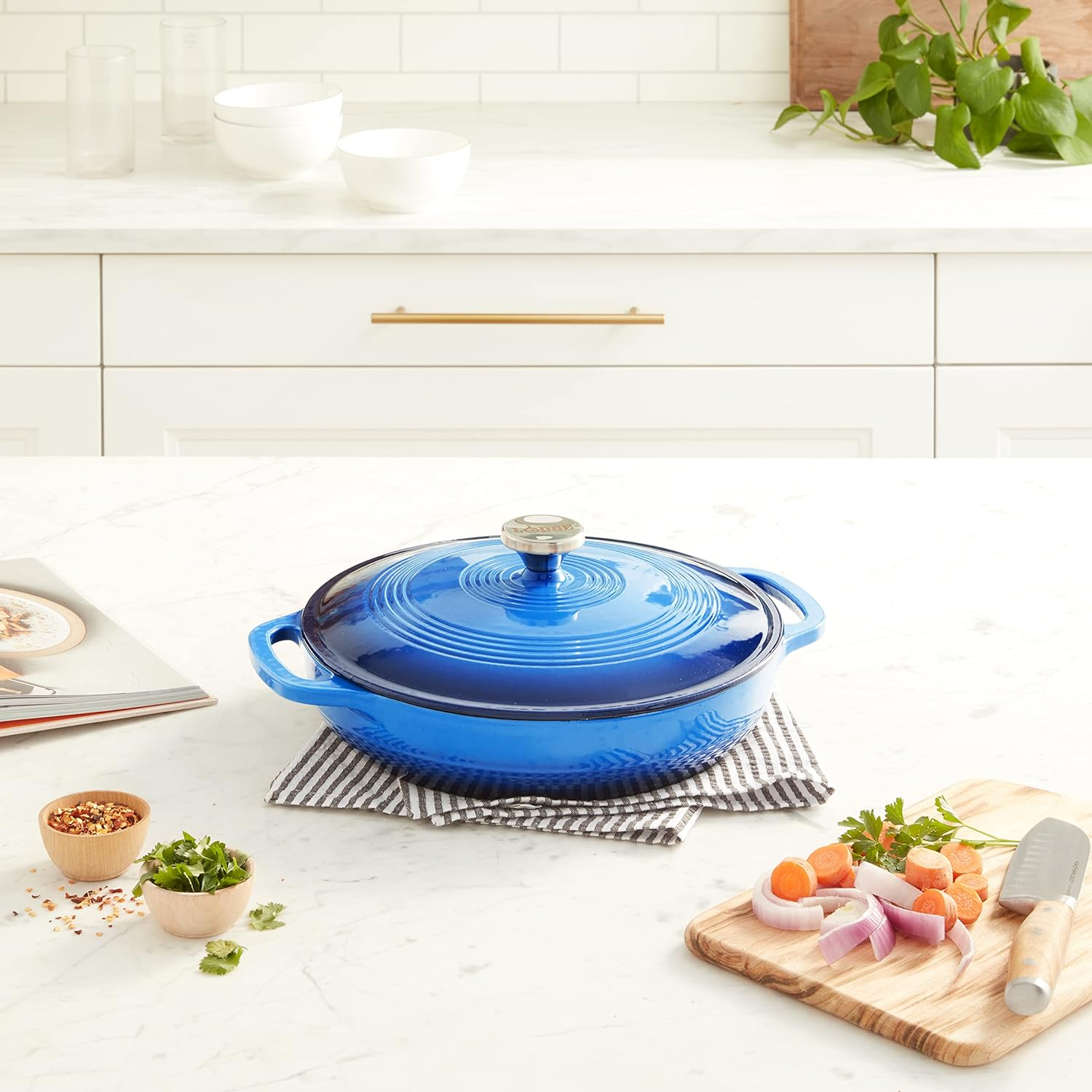 Lodge 3.6 Quart Enameled Cast Iron Oval Casserole with Lid &ndash; Dual Handles &ndash; Oven Safe up to 500&deg; F or on Stovetop - Use to Marinate, Cook, Bake, Refrigerate and Serve &ndash; Caribbean Blue